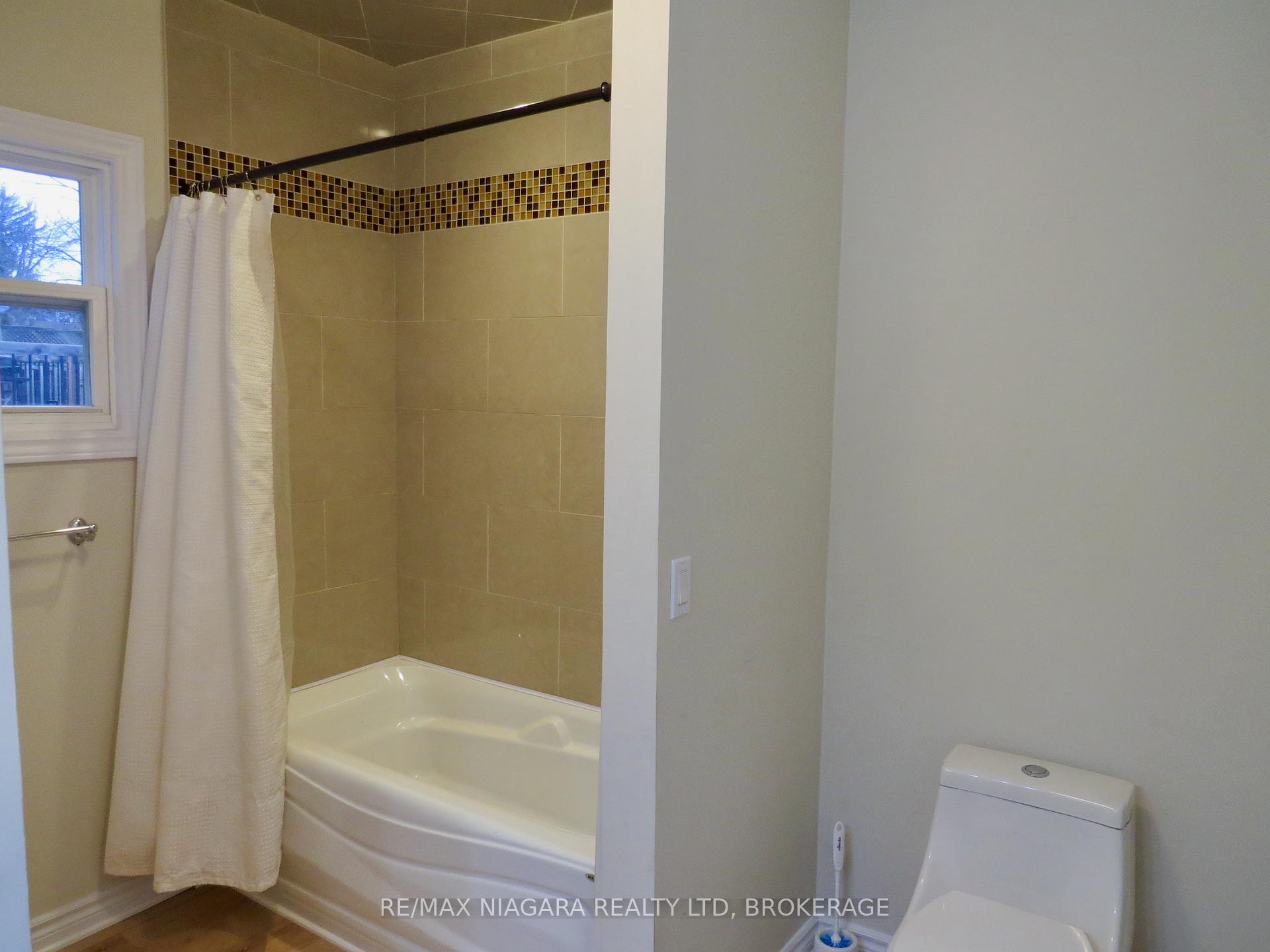 Photo 6 of 52 Mccormick Street, Welland, Prince Charles — HOMEH