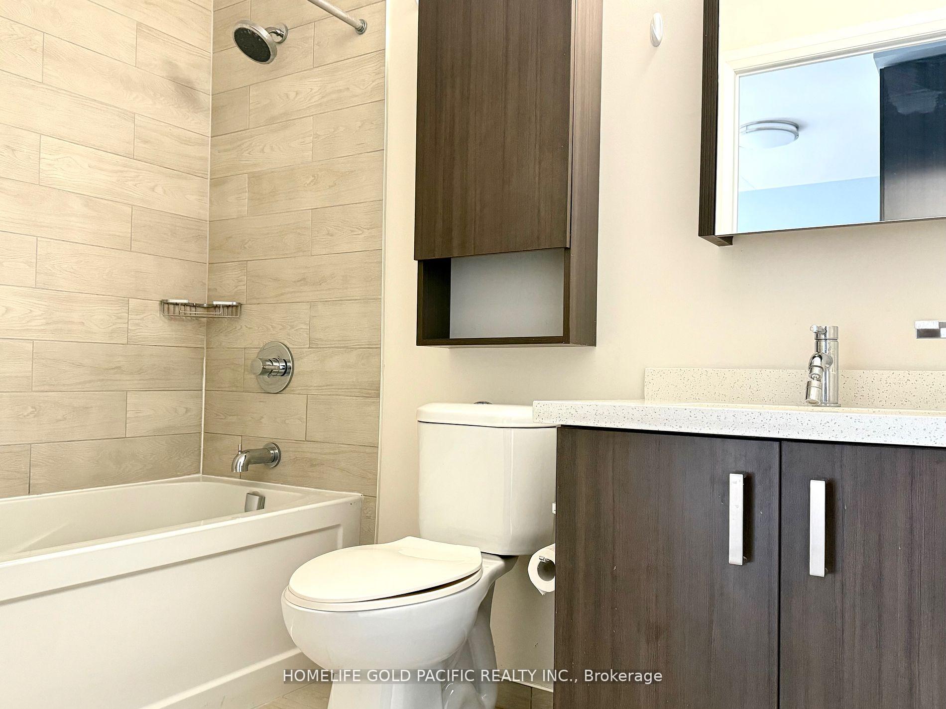 Photo 4 of Unit 601, 28 Uptown Drive, Markham, Unionville — HOMEH
