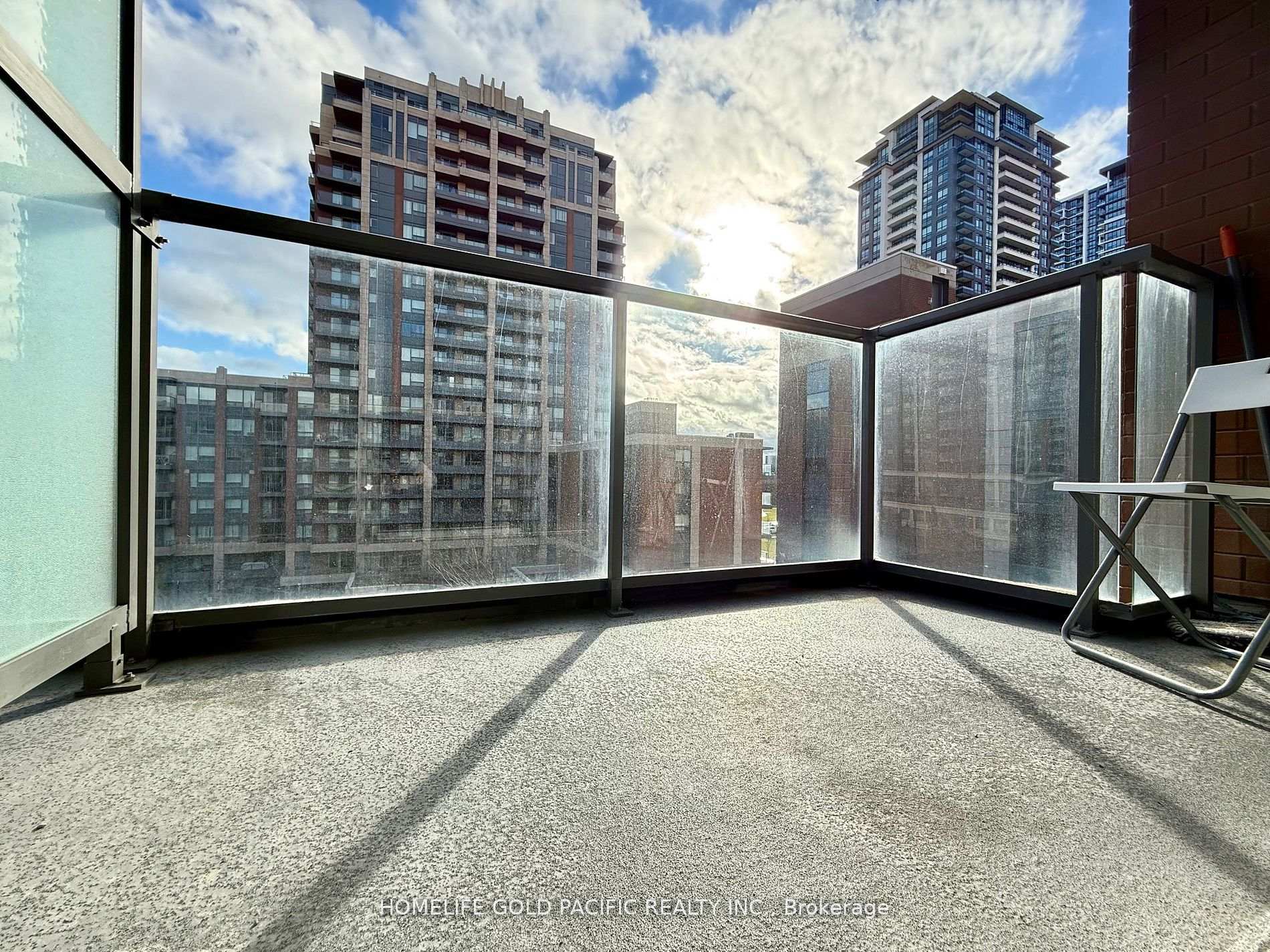 Photo 15 of Unit 601, 28 Uptown Drive, Markham, Unionville — HOMEH