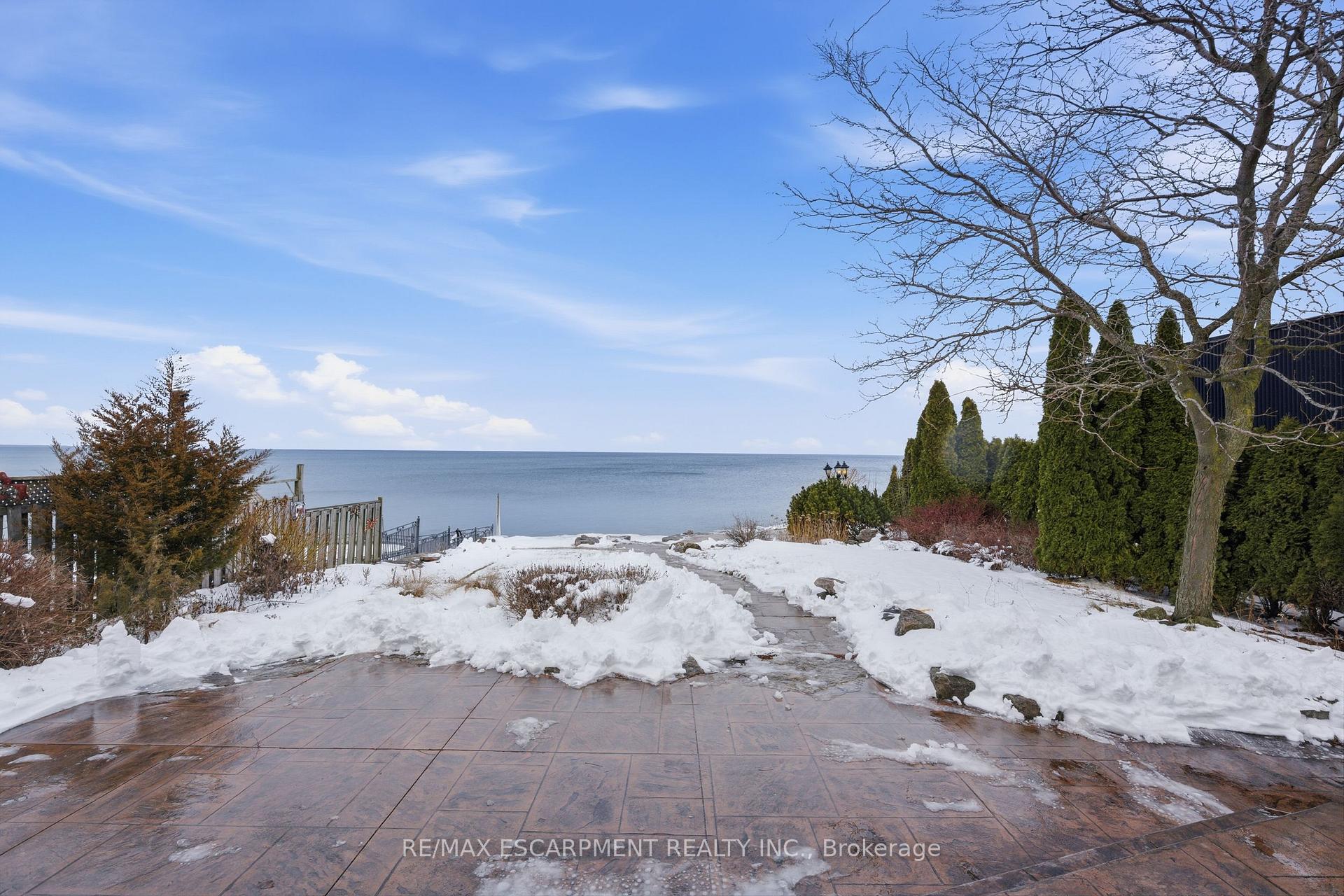 Photo 30 of 4 Lakeside Drive, Hamilton, Lakeshore — HOMEH