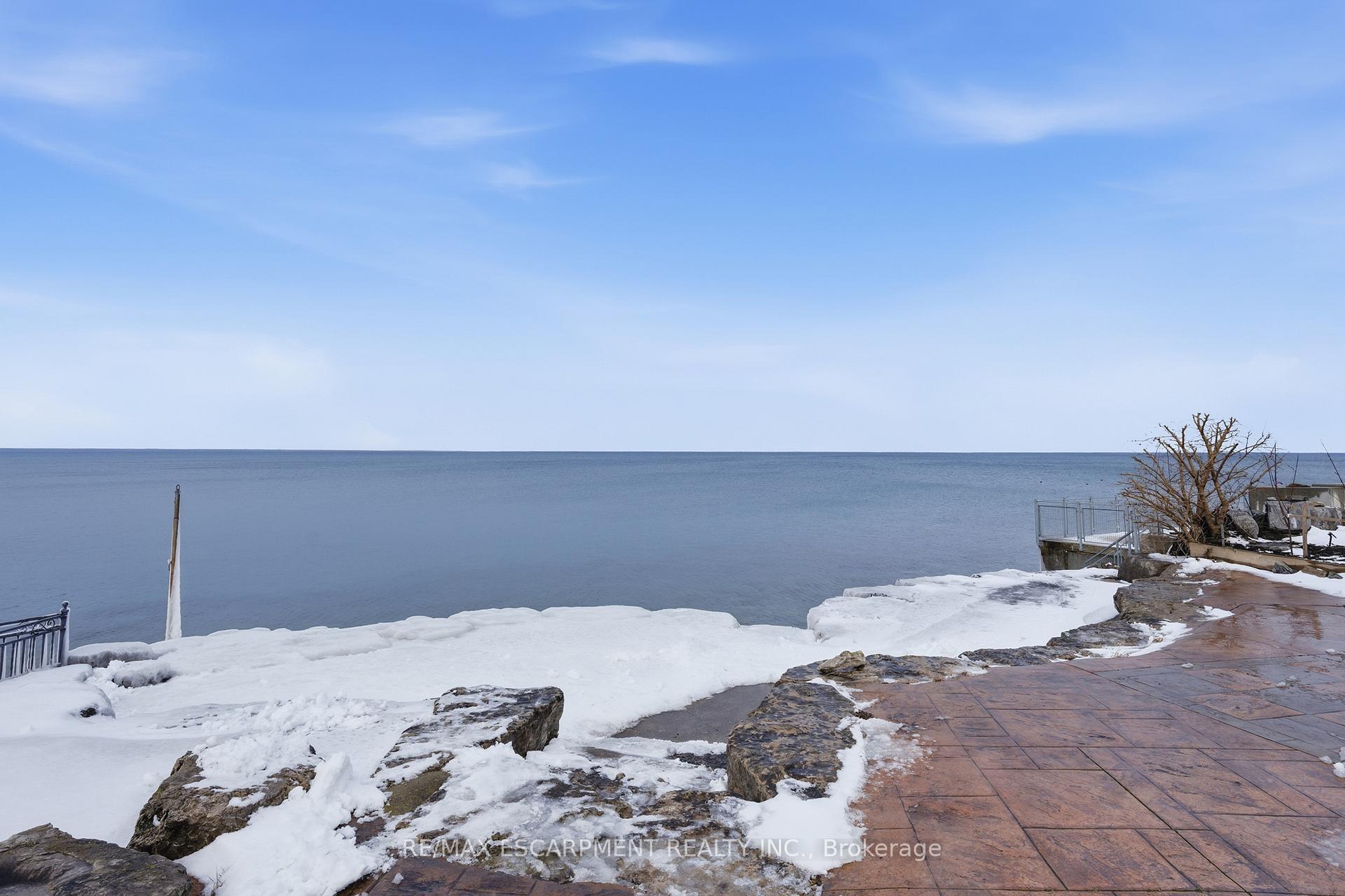 Photo 35 of 4 Lakeside Drive, Hamilton, Lakeshore — HOMEH