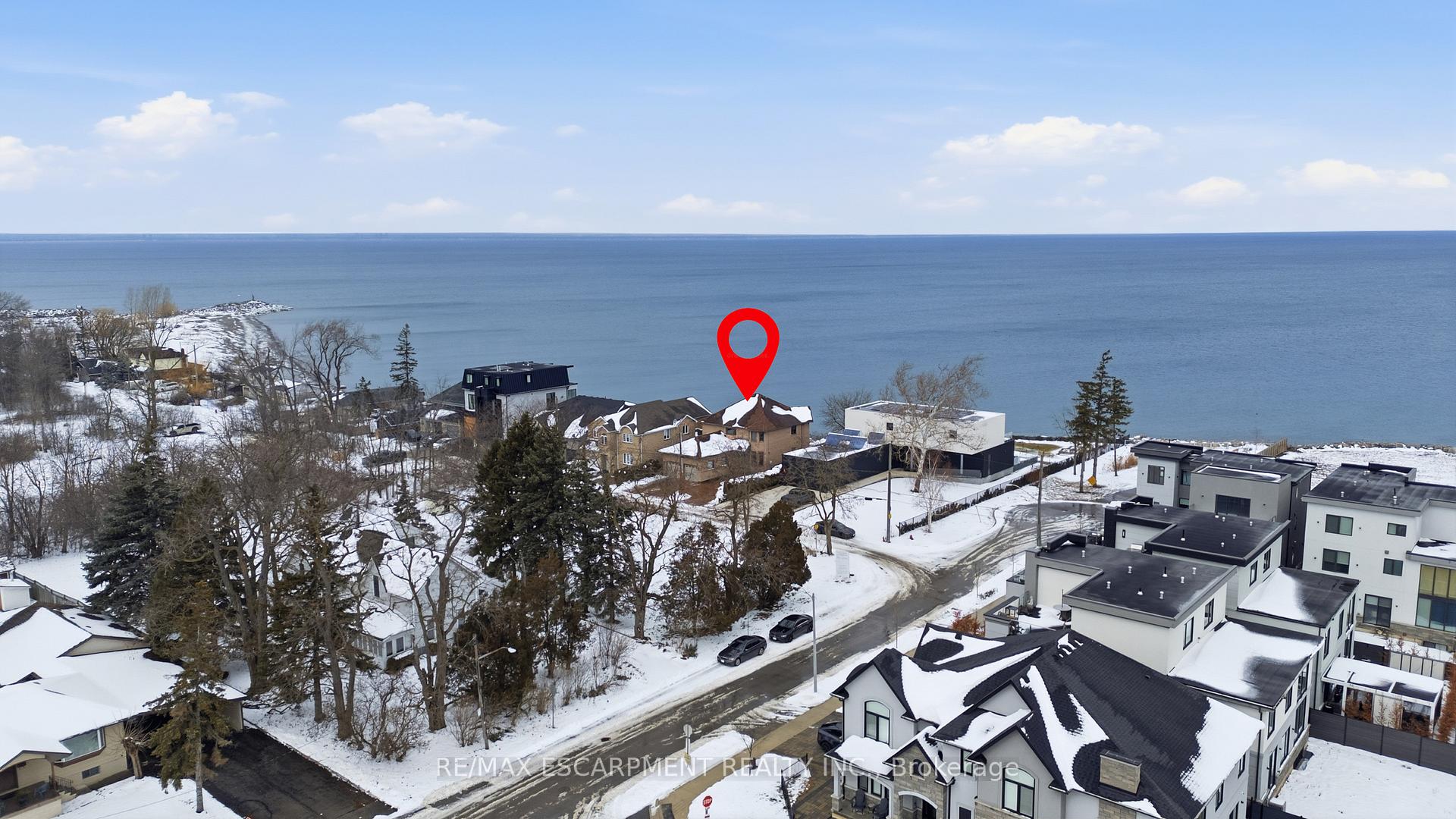 Photo 1 of 4 Lakeside Drive, Hamilton, Lakeshore — HOMEH