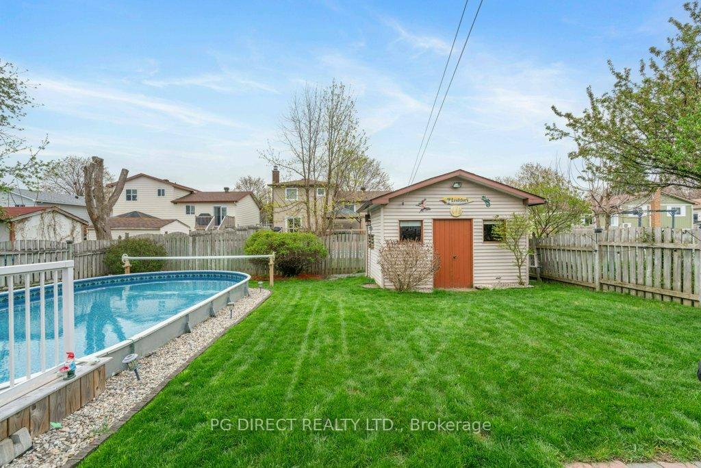 Photo 4 of 443 Meadowvale Crescent, Cornwall — HOMEH