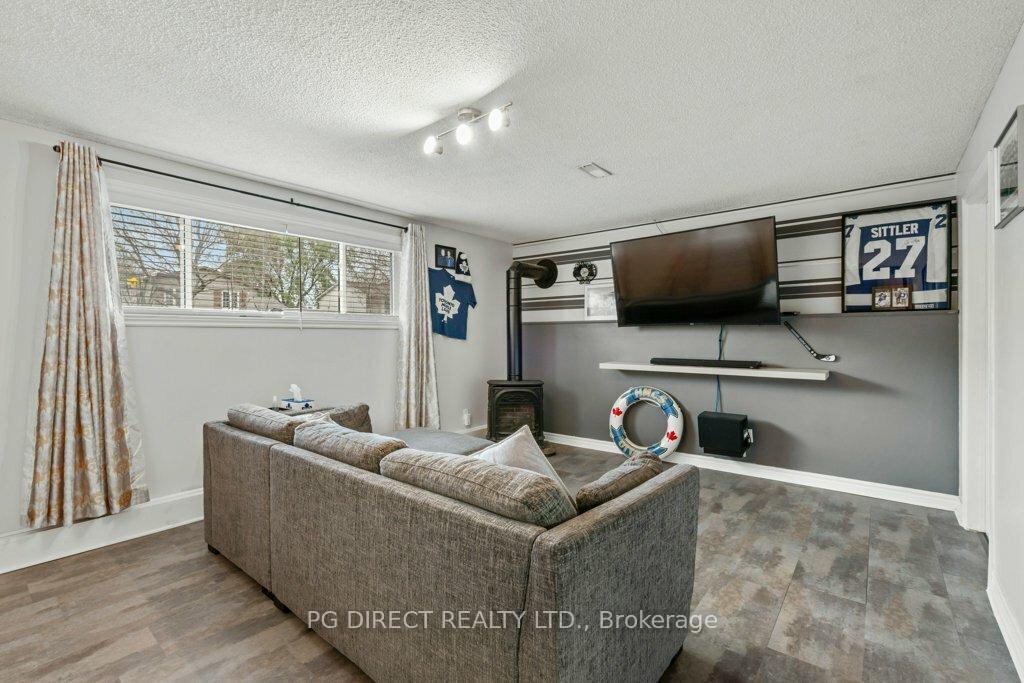 Photo 15 of 443 Meadowvale Crescent, Cornwall — HOMEH