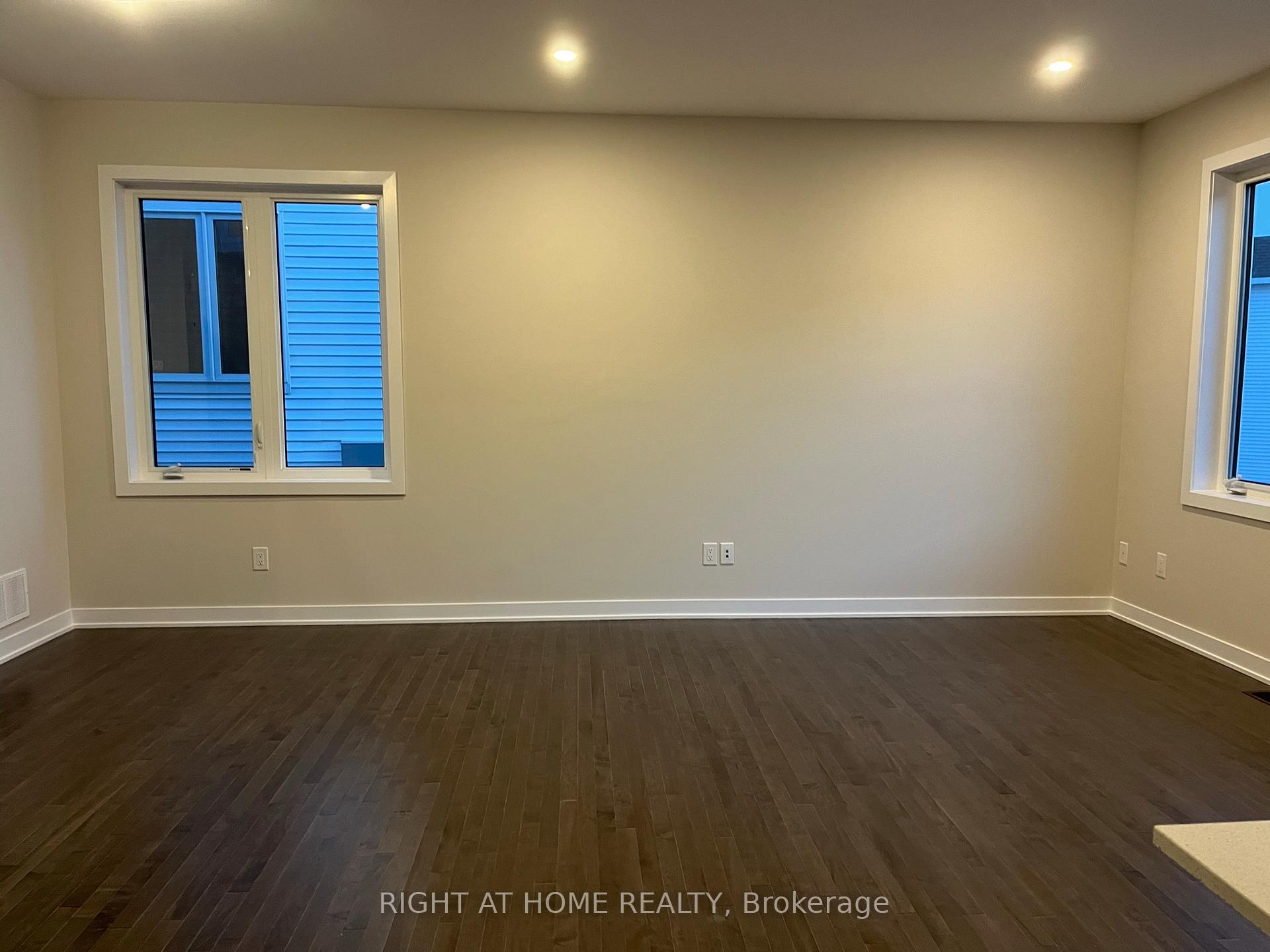 Photo 10 of 4106 Obsidian Street, Ottawa, Barrhaven - Half Moon Bay — HOMEH