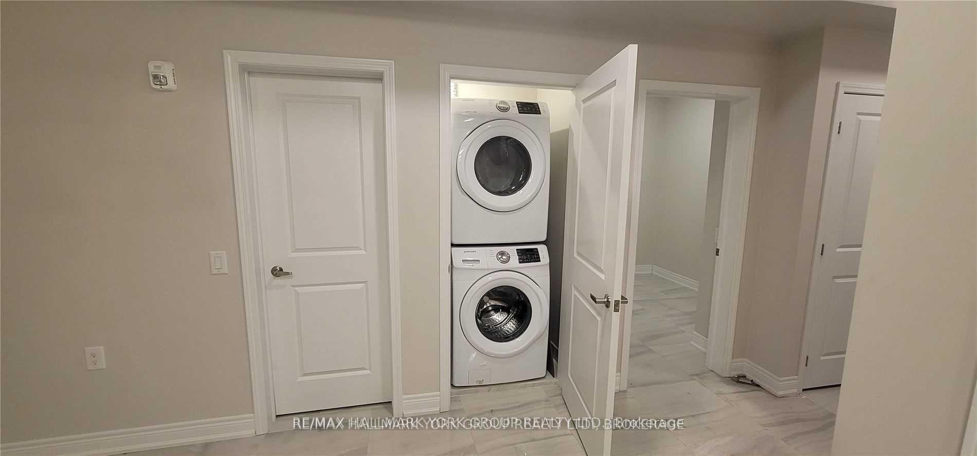 Photo 9 of Unit 102, 32 Wellington Street E, Aurora, Aurora Village — HOMEH