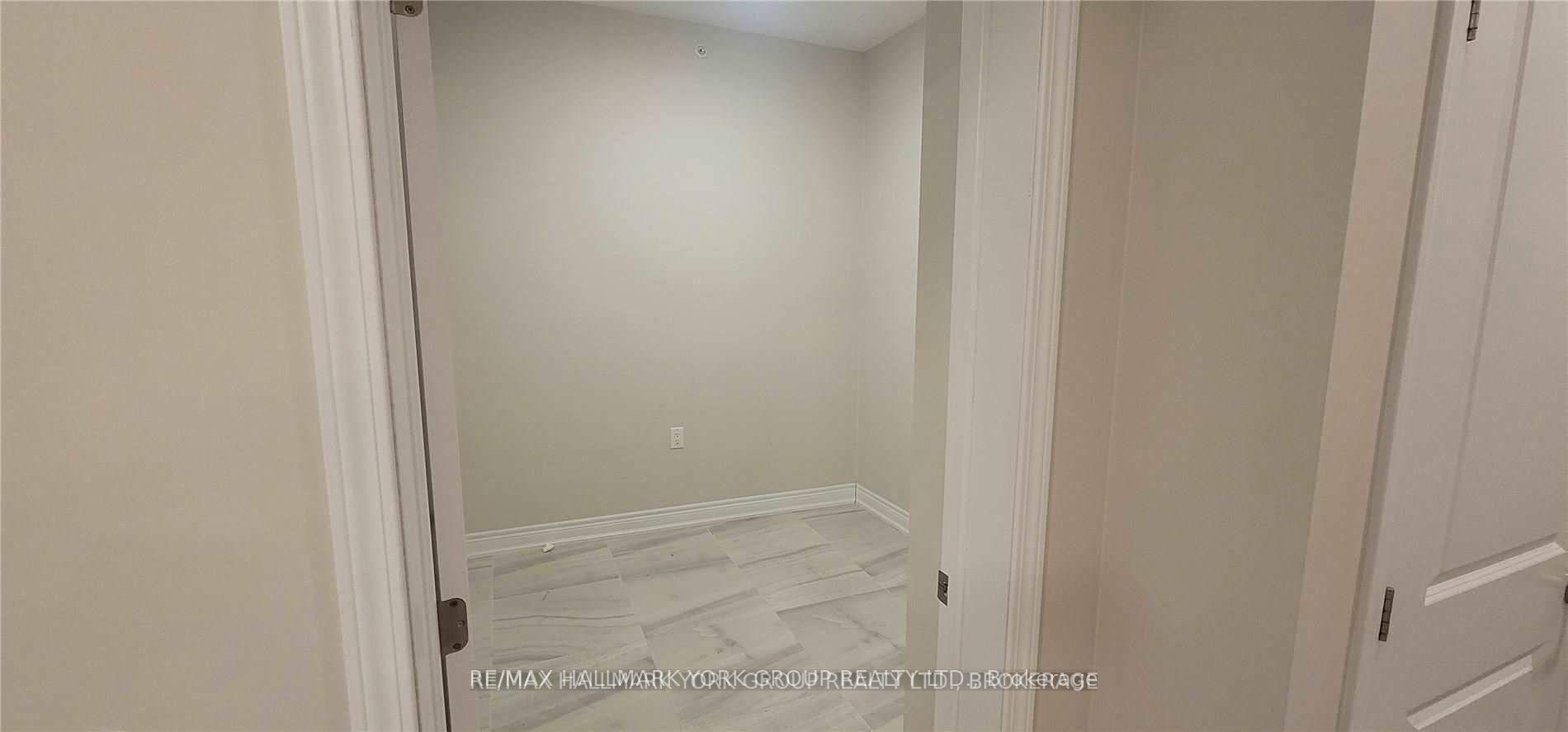 Photo 10 of Unit 102, 32 Wellington Street E, Aurora, Aurora Village — HOMEH