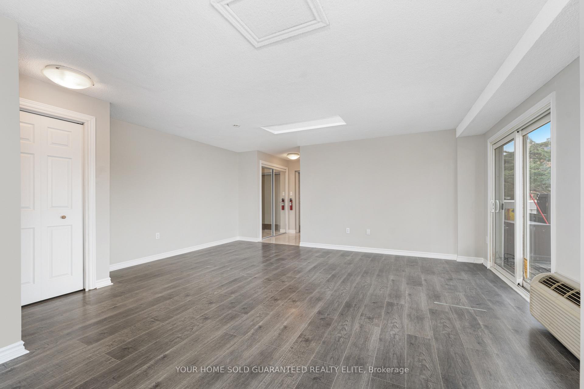 Photo 9 of Unit 2, 12 Ontario Street, Grimsby, Grimsby East — HOMEH