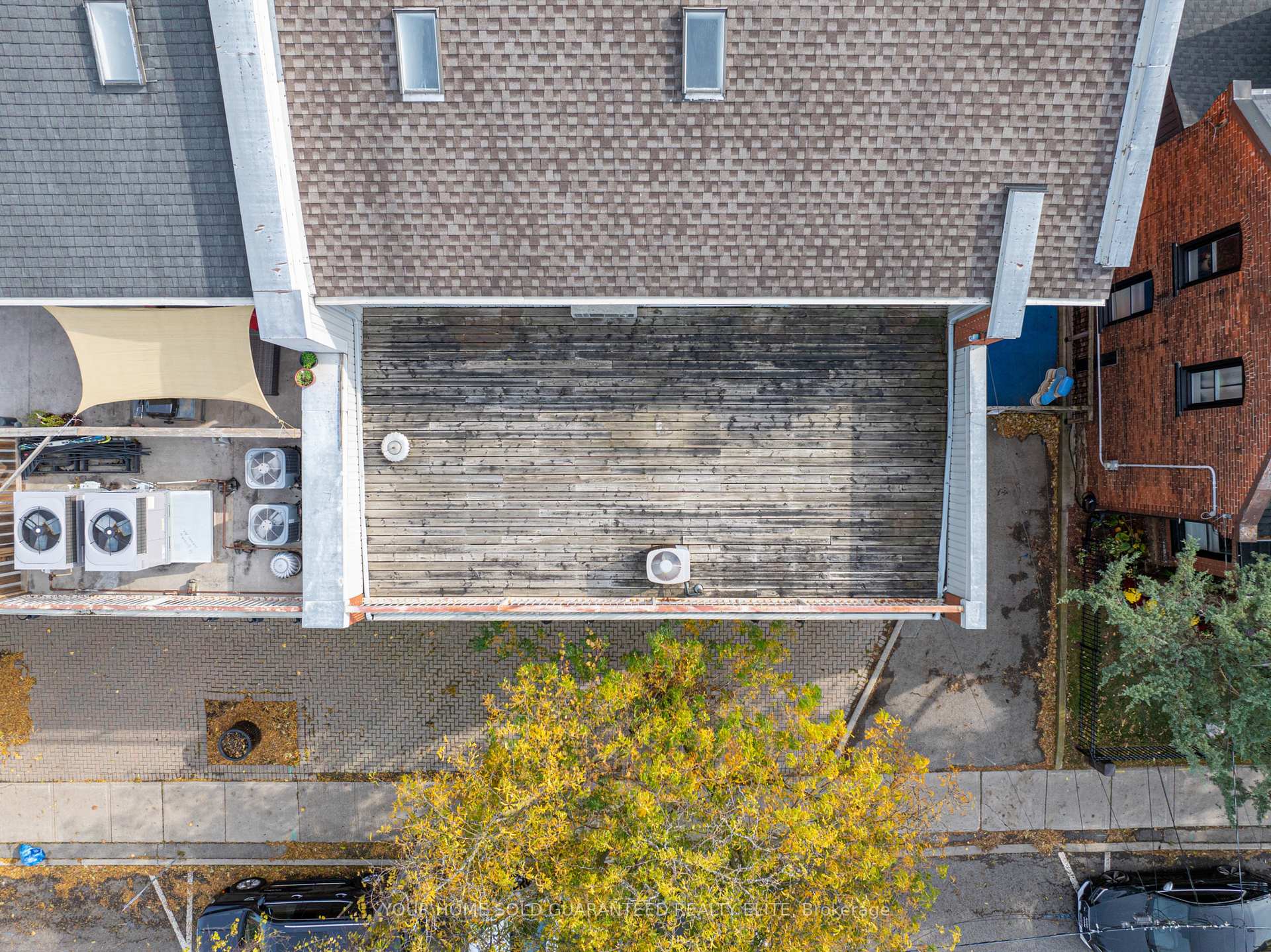 Photo 11 of Unit 2, 12 Ontario Street, Grimsby, Grimsby East — HOMEH