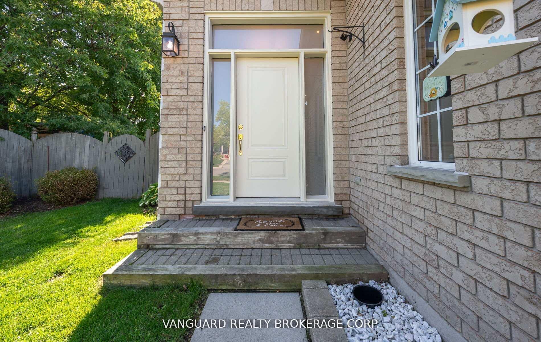 Photo 16 of 177 Sproule Drive, Barrie, 400 West — HOMEH