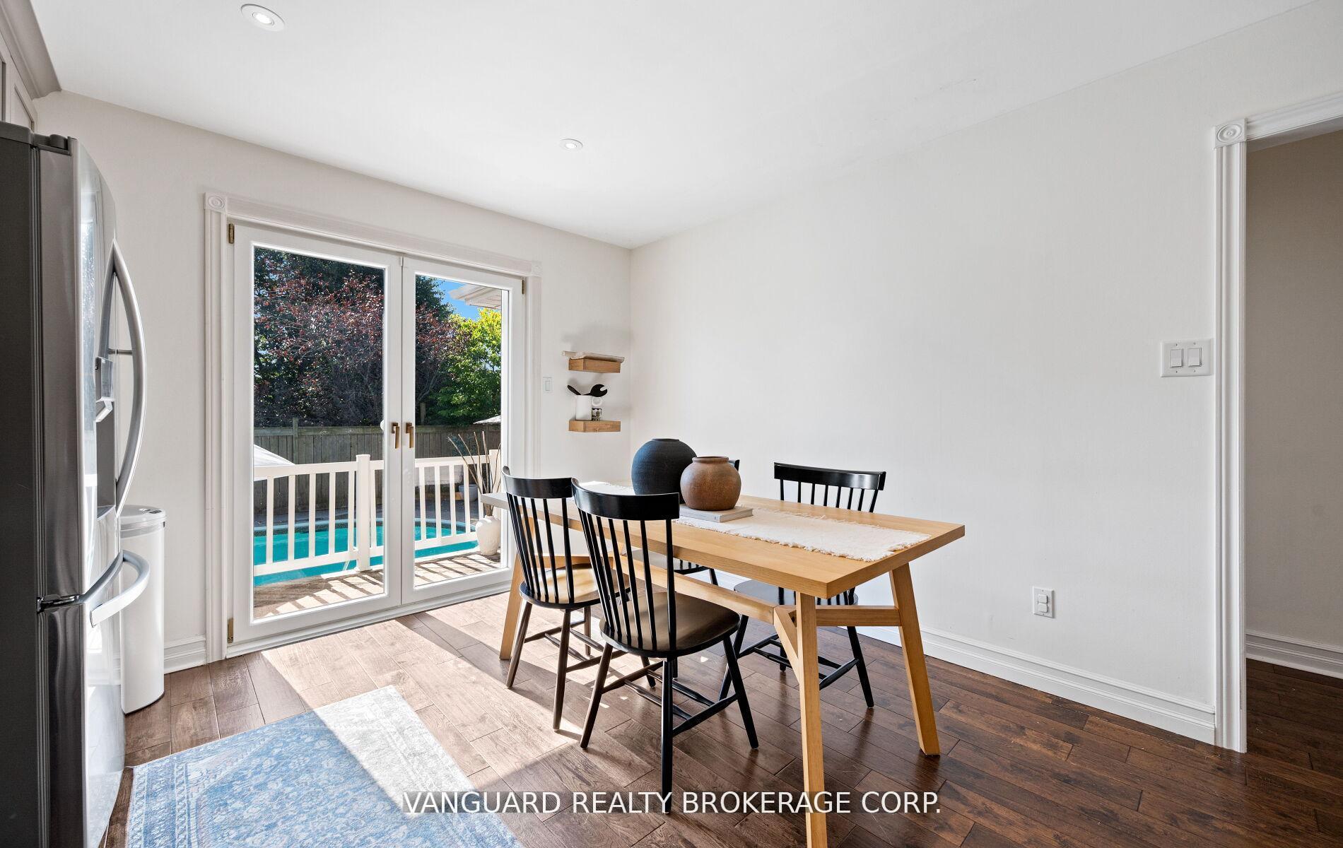 Photo 11 of 177 Sproule Drive, Barrie, 400 West — HOMEH