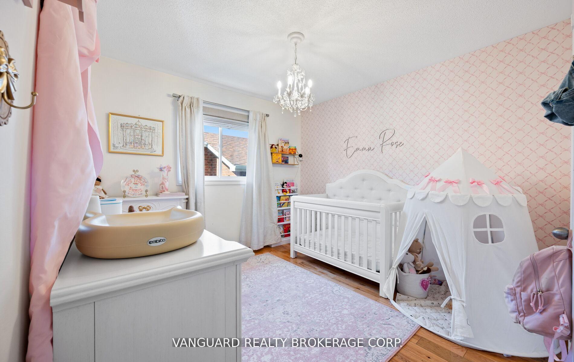 Photo 36 of 177 Sproule Drive, Barrie, 400 West — HOMEH