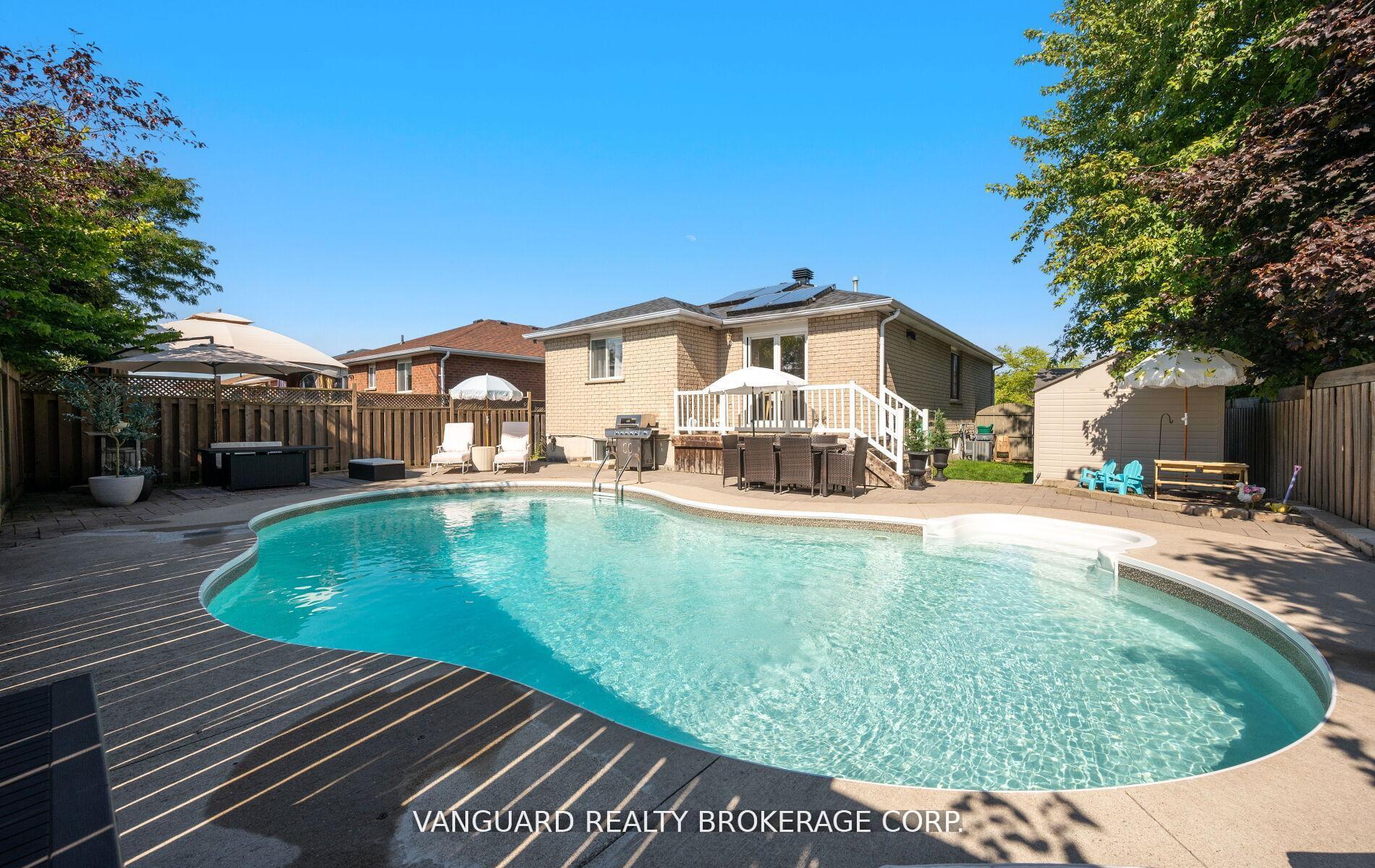 Photo 43 of 177 Sproule Drive, Barrie, 400 West — HOMEH