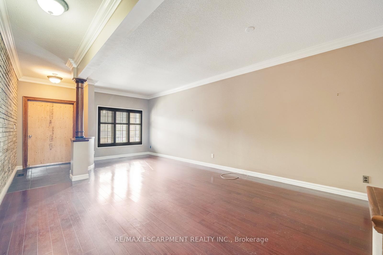 Photo 39 of 69 Stillman Drive, Brampton, Credit Valley — HOMEH