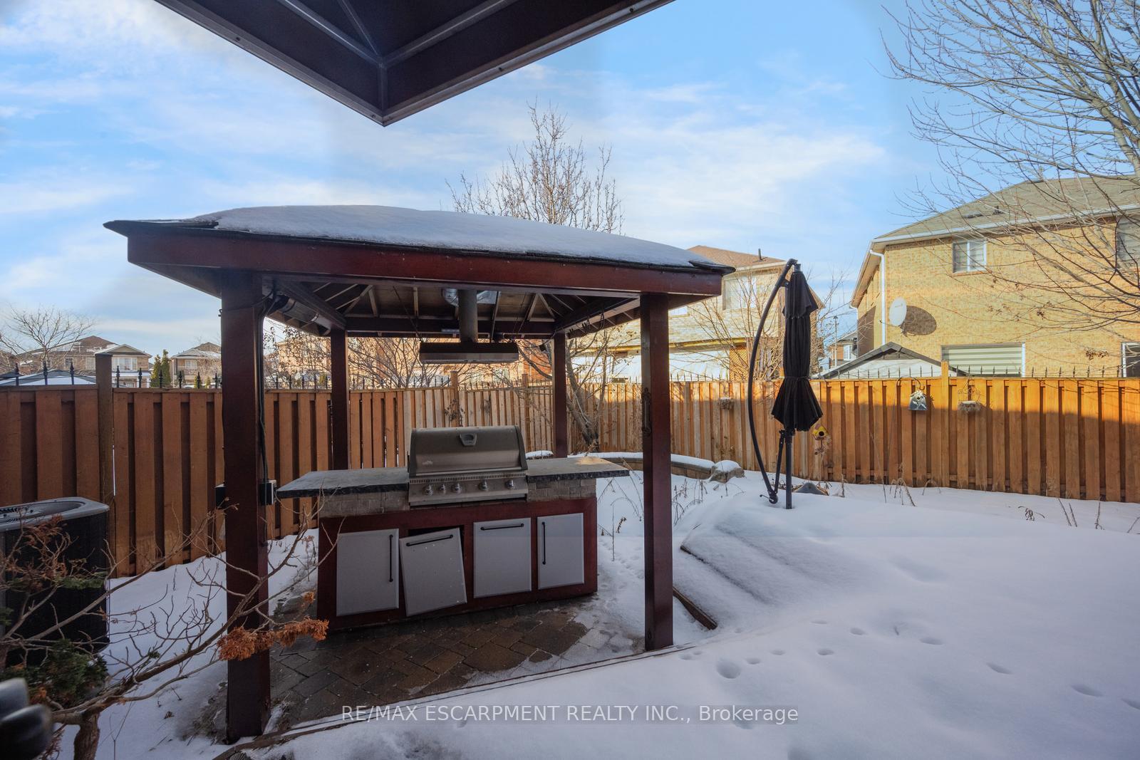 Photo 24 of 69 Stillman Drive, Brampton, Credit Valley — HOMEH