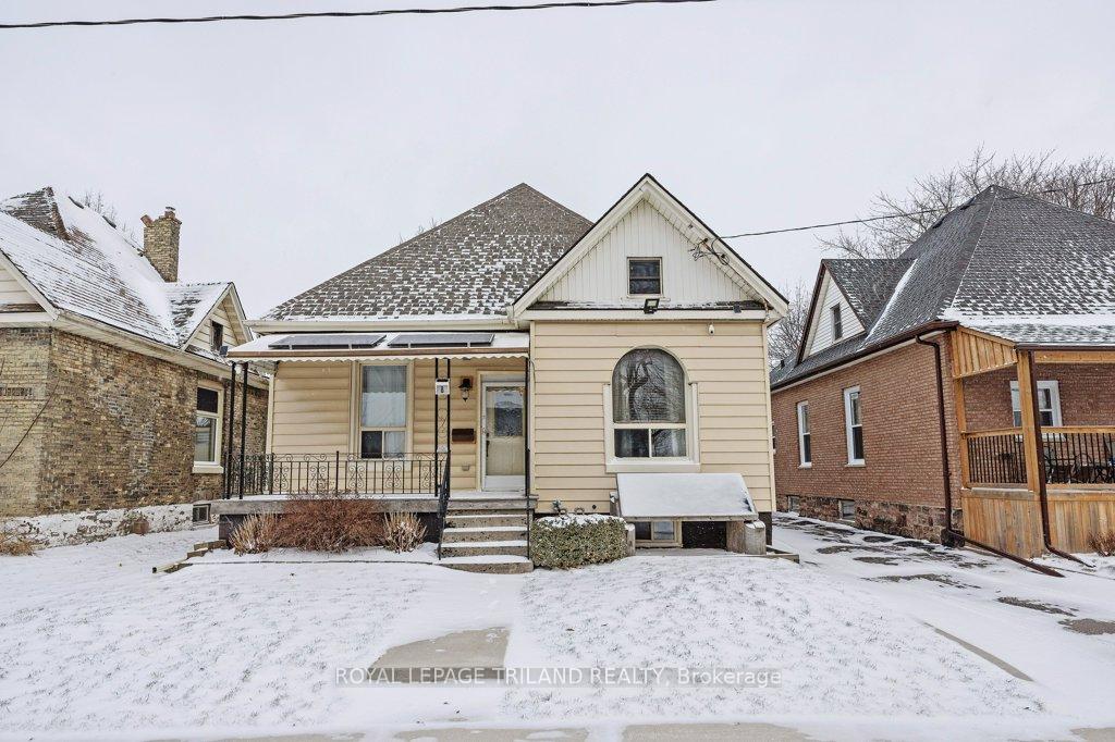 Front of 8 Weldon Avenue