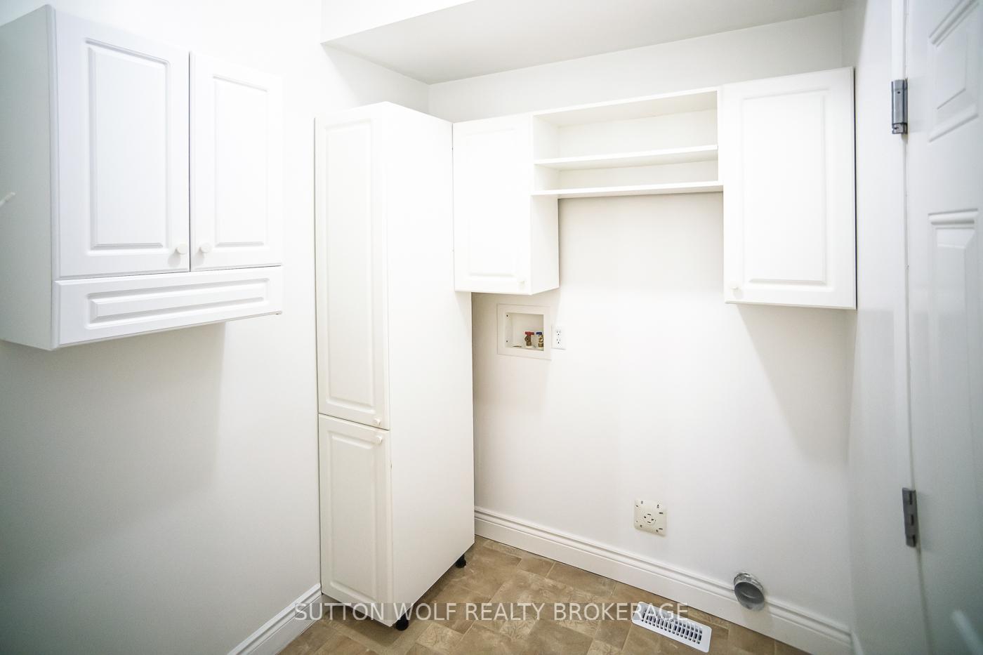 Photo 7 of Unit 7, 384 Head Street N, Strathroy-Caradoc, NE — HOMEH