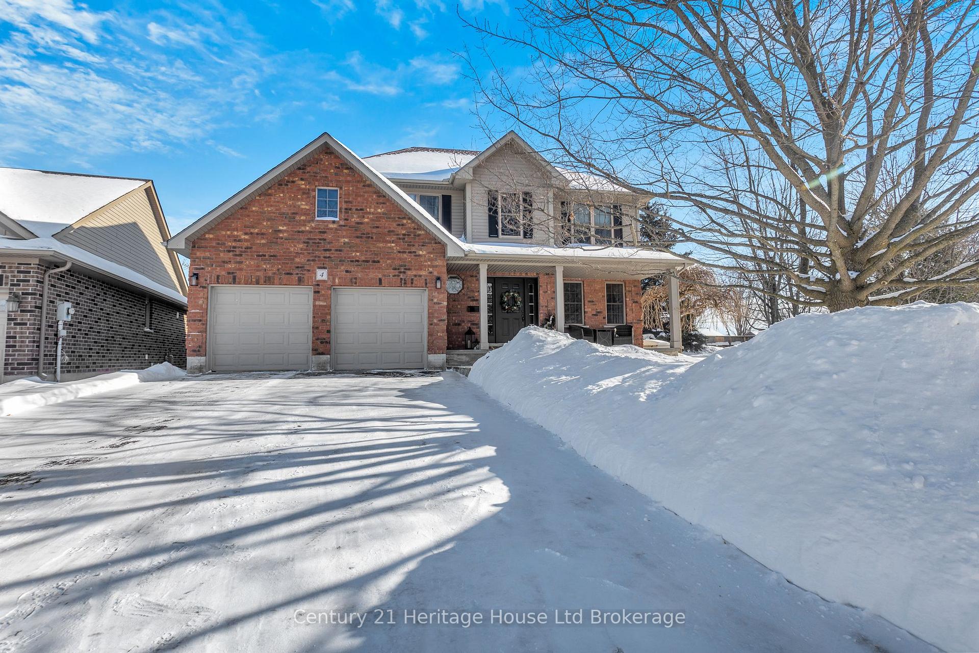Front of 4 Catalpa Court
