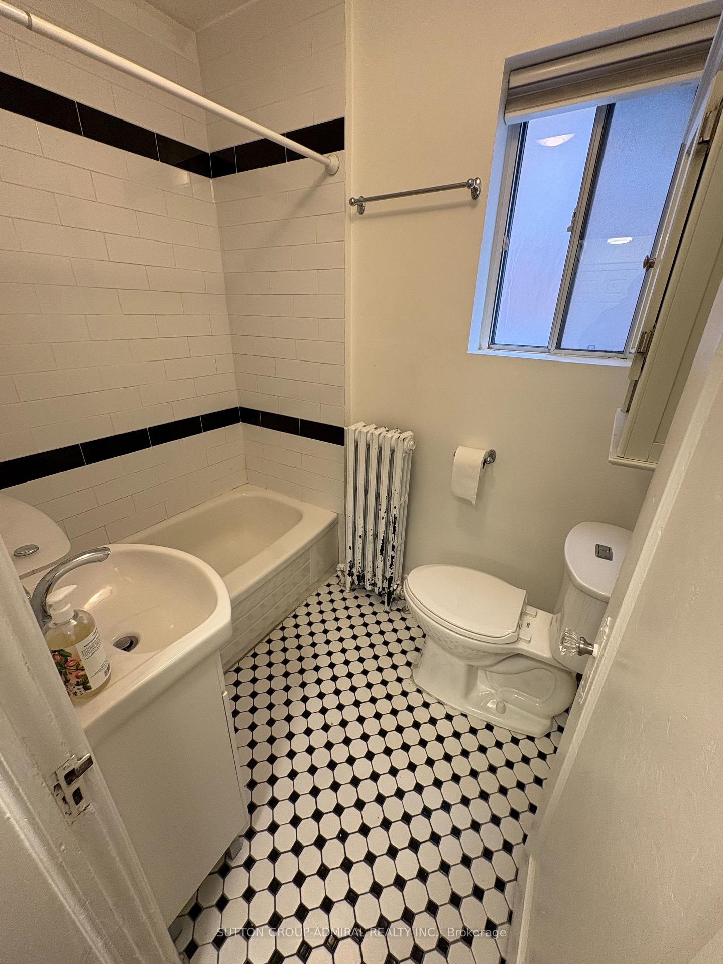 Photo 8 of Unit 11, 1648 Bathurst Street, Toronto, Humewood-Cedarvale — HOMEH
