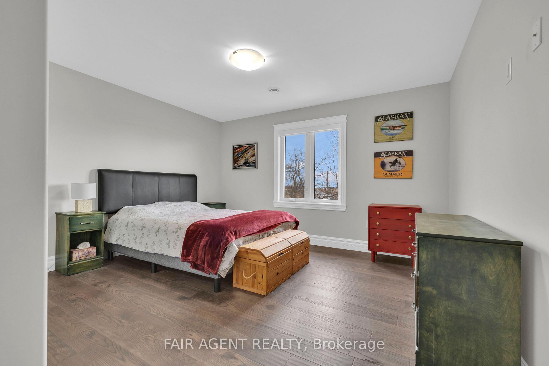 Photo 31 of 418 Pearson Street, Amherstburg — HOMEH