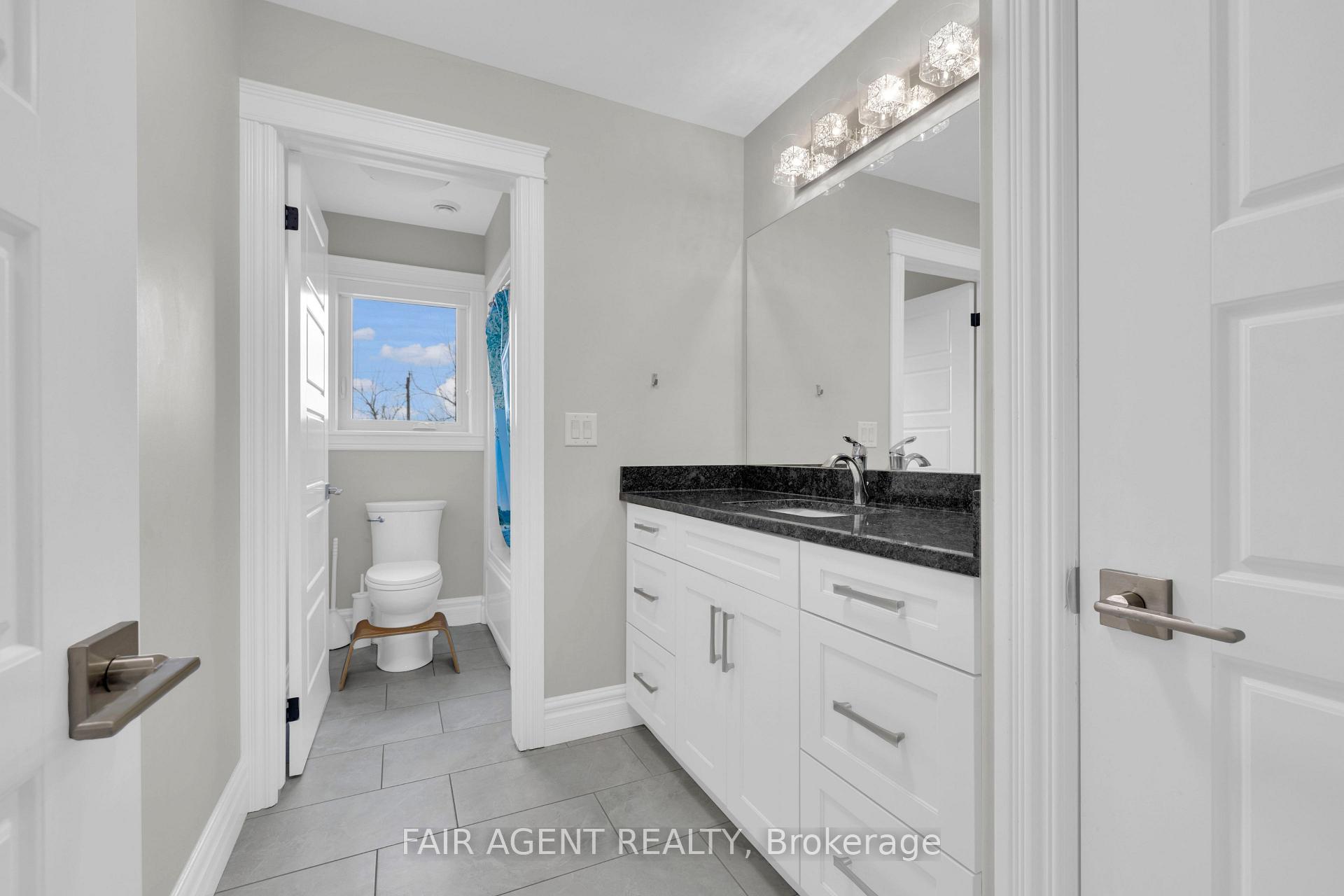 Photo 23 of 418 Pearson Street, Amherstburg — HOMEH