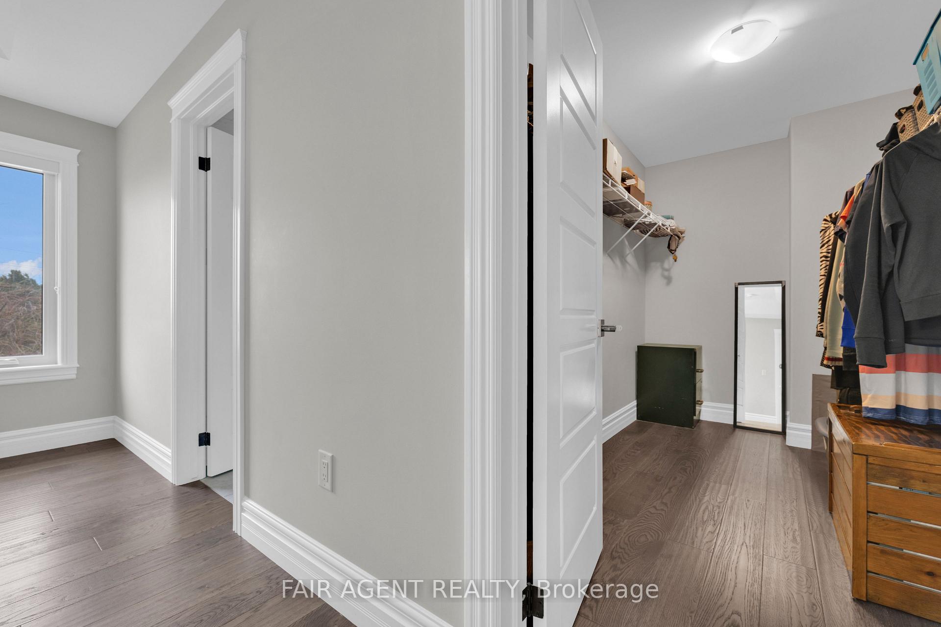 Photo 36 of 418 Pearson Street, Amherstburg — HOMEH