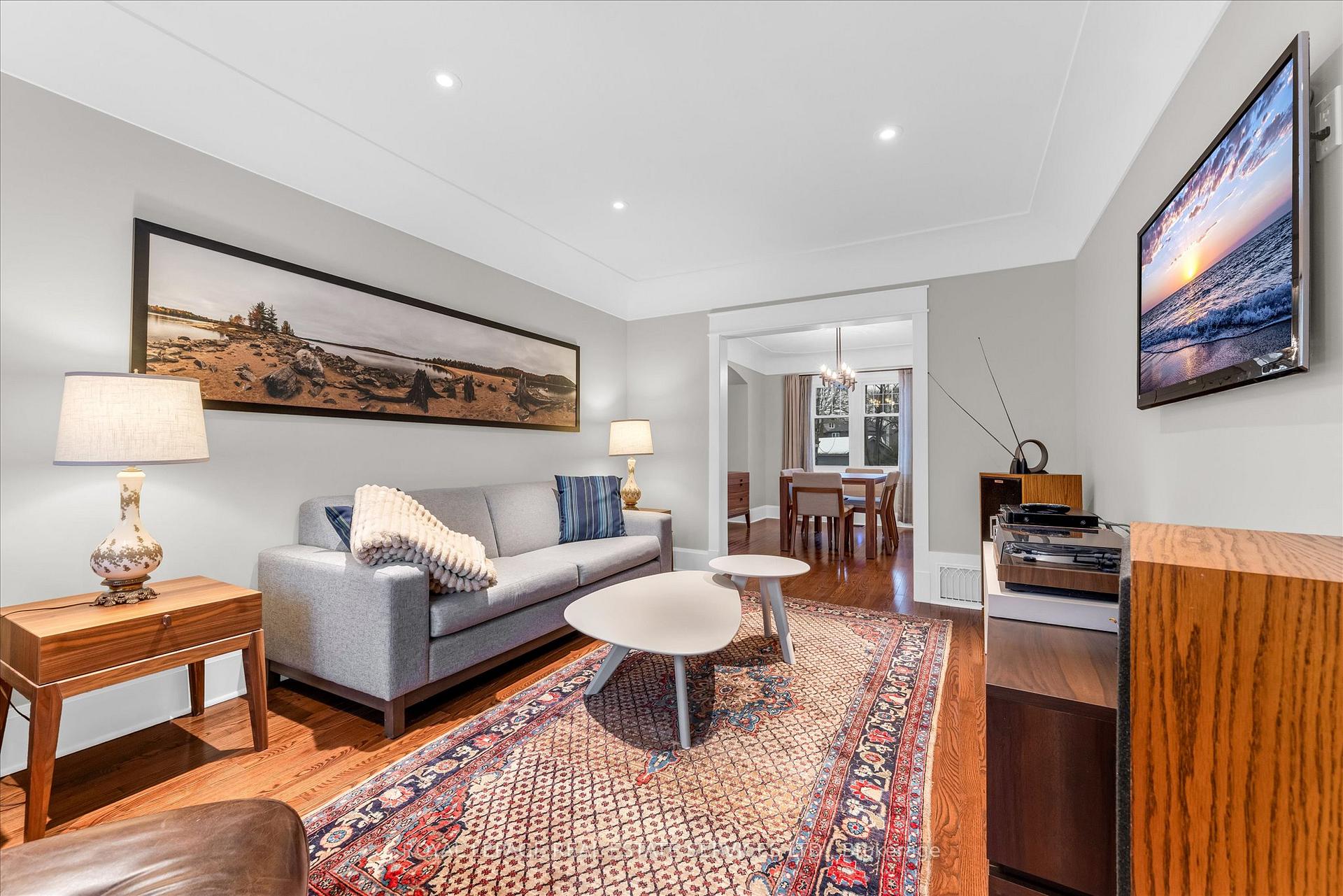 Photo 3 of 20 Arkell Street, Hamilton, Westdale — HOMEH