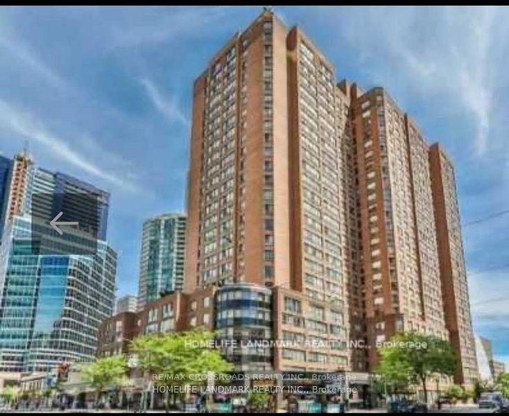 Front of Unit 2508, 633 Bay Street