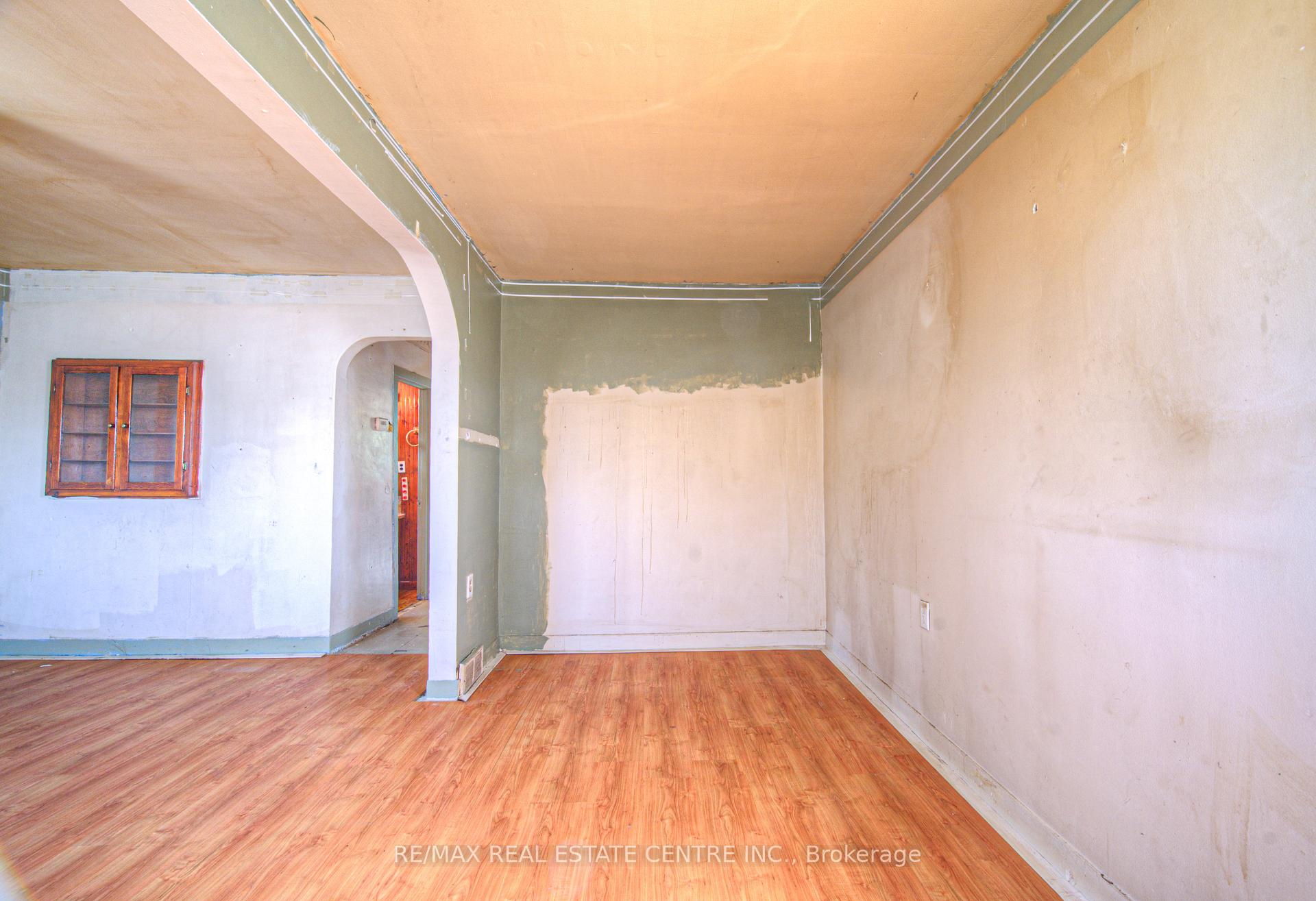 Photo 8 of 20 Beatty Avenue, Hamilton, Industrial Sector — HOMEH