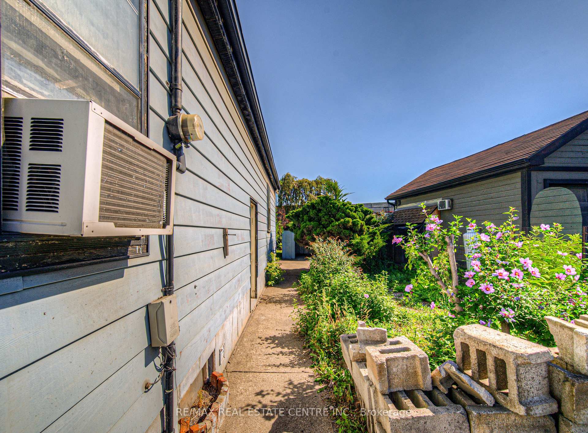 Photo 23 of 20 Beatty Avenue, Hamilton, Industrial Sector — HOMEH
