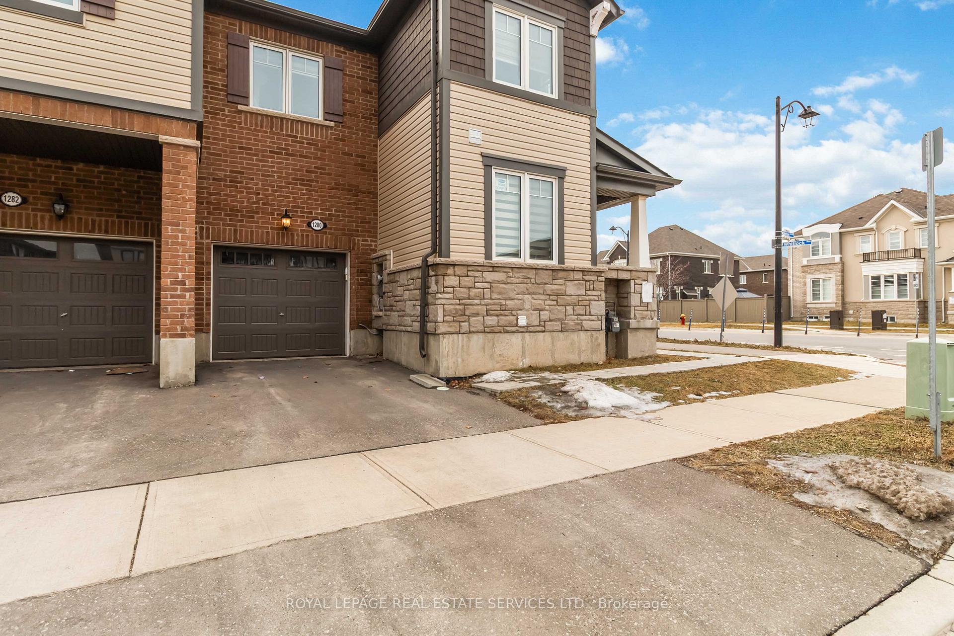 Photo 4 of 1280 Sycamore Garden, Milton, Cobban — HOMEH