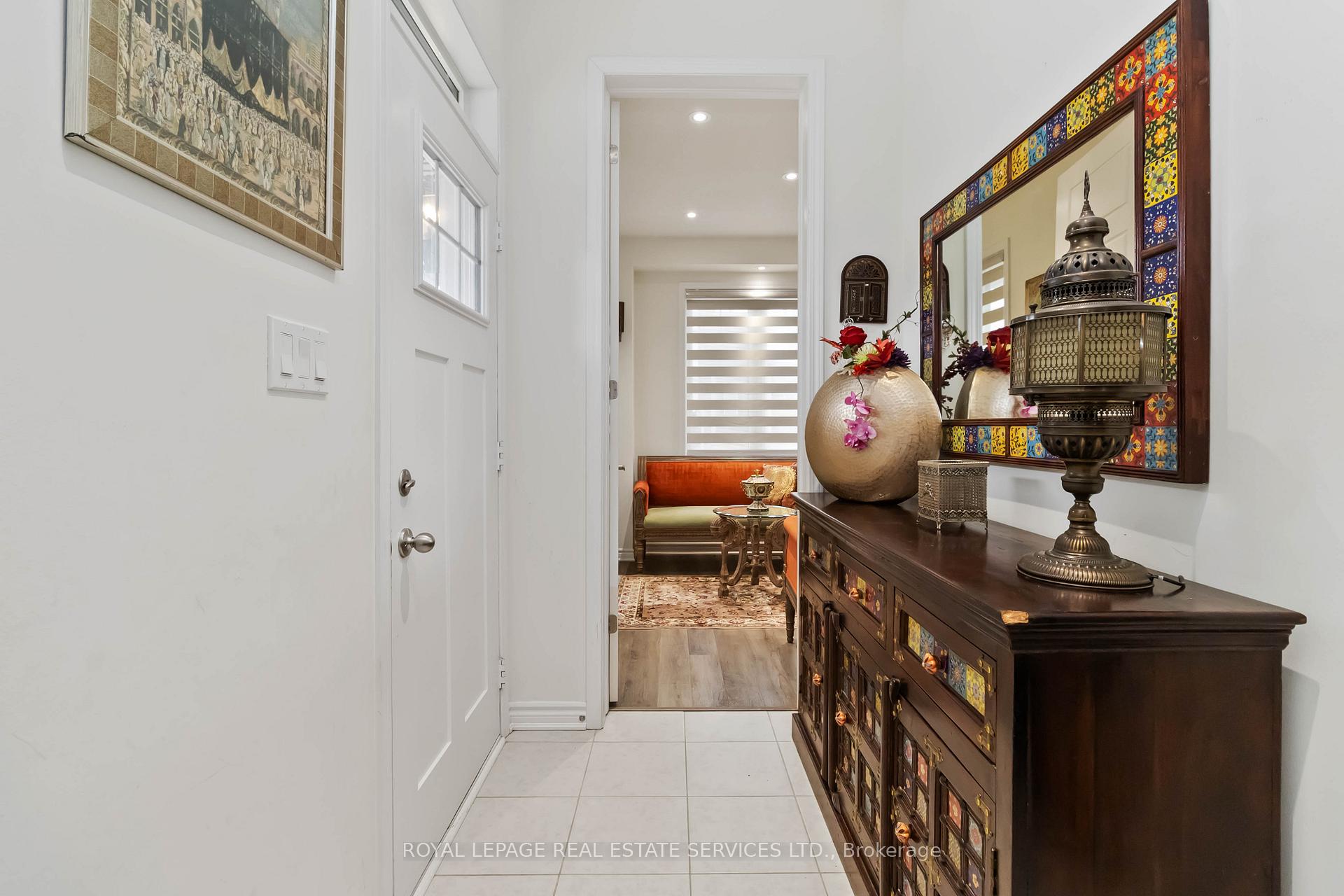 Photo 34 of 1280 Sycamore Garden, Milton, Cobban — HOMEH