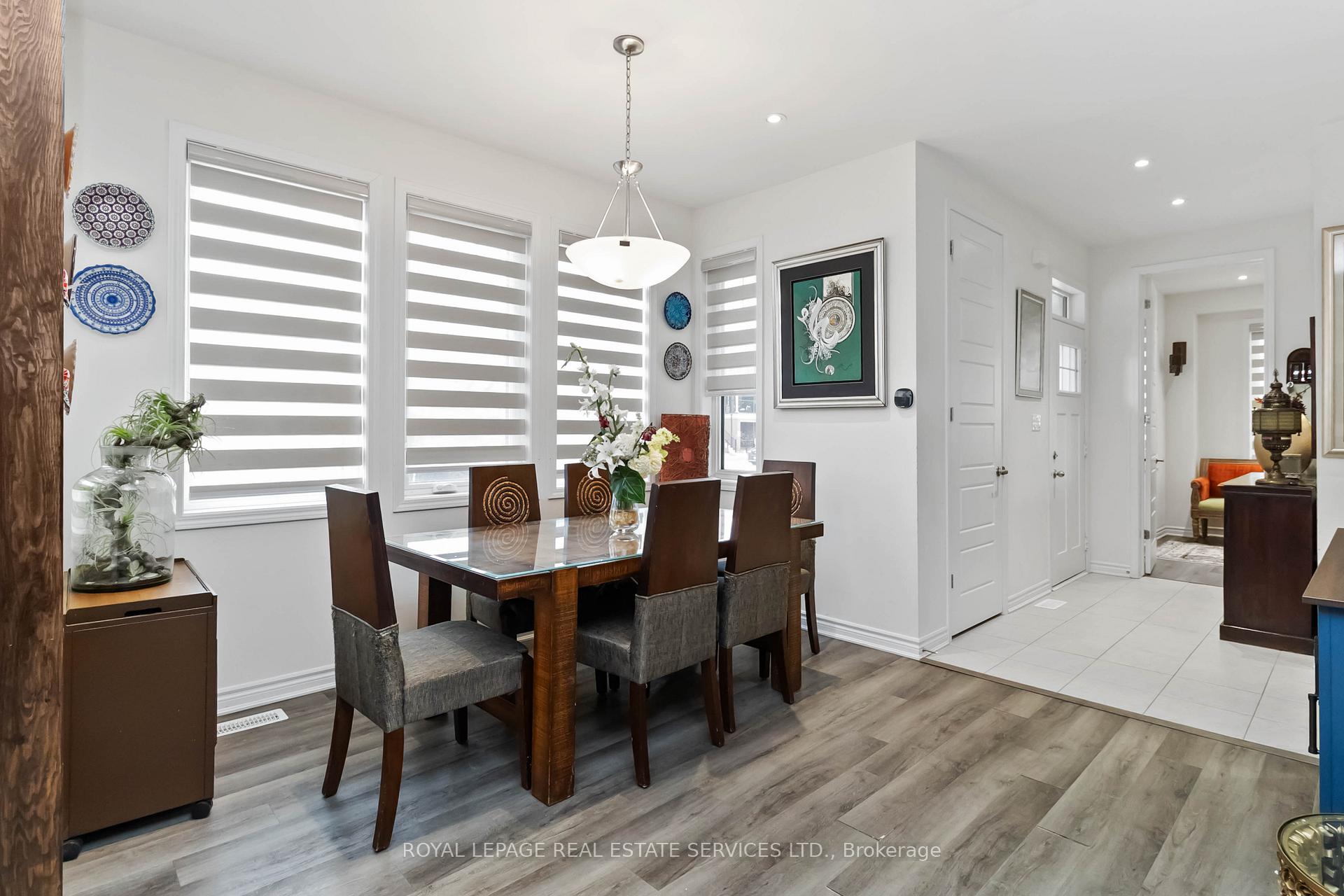 Photo 6 of 1280 Sycamore Garden, Milton, Cobban — HOMEH
