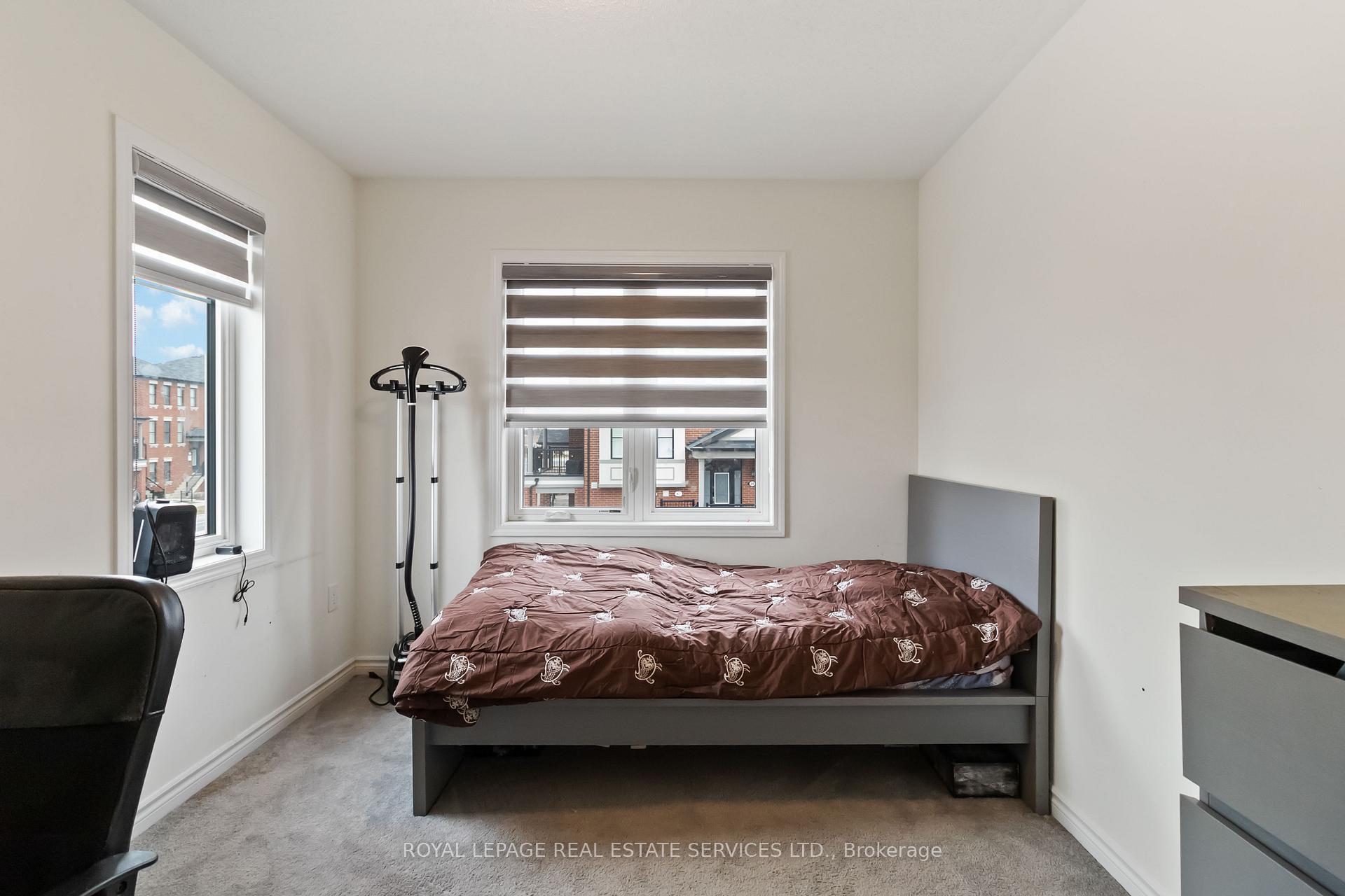 Photo 35 of 1280 Sycamore Garden, Milton, Cobban — HOMEH