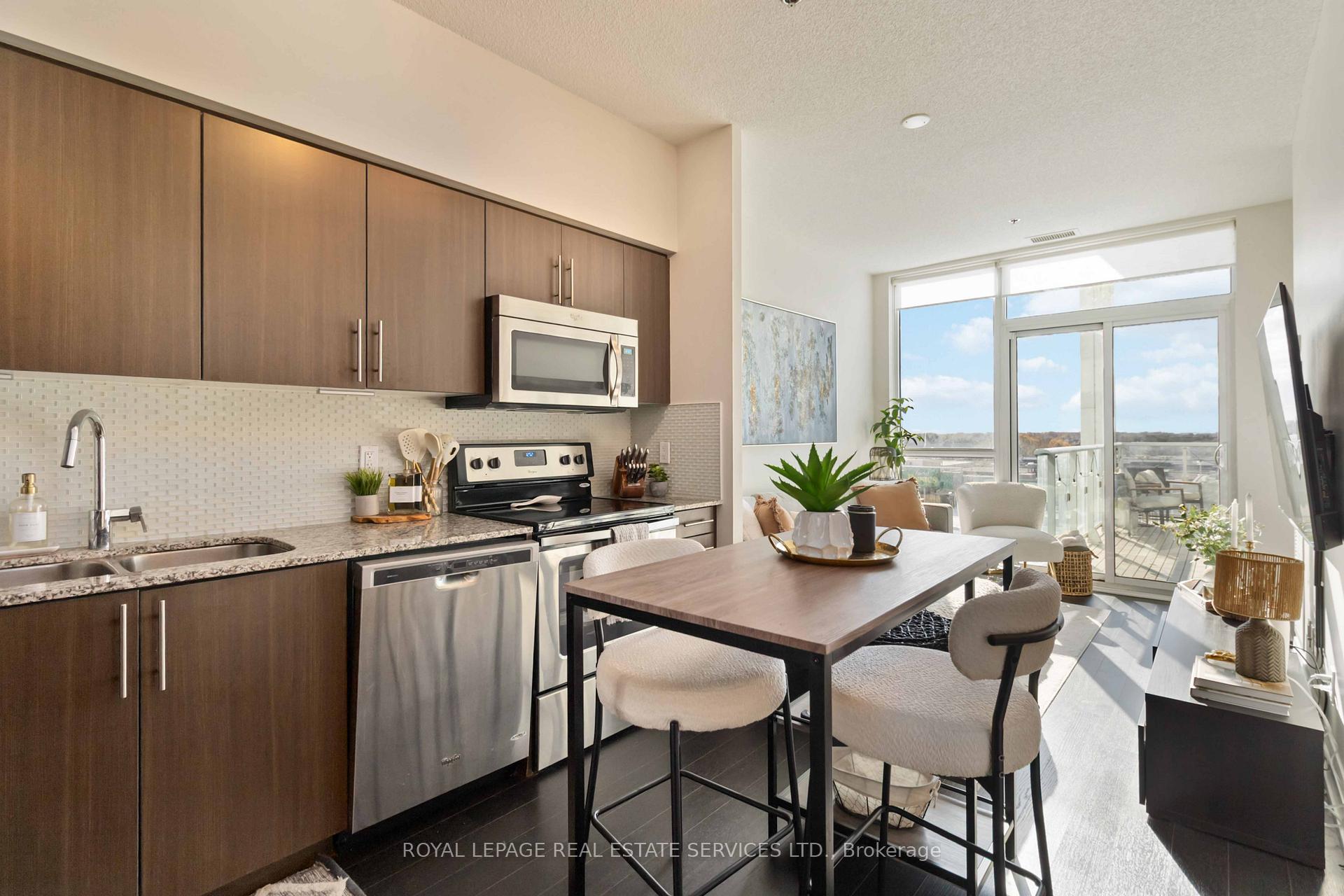 Photo 5 of Unit 516, 65 Speers Road, Oakville, Central — HOMEH