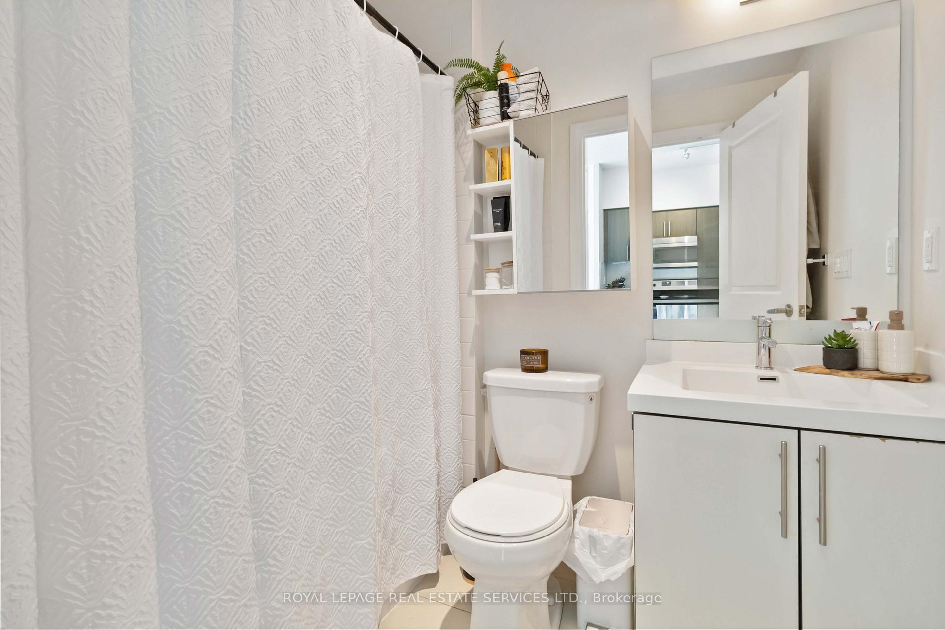 Photo 21 of Unit 516, 65 Speers Road, Oakville, Central — HOMEH