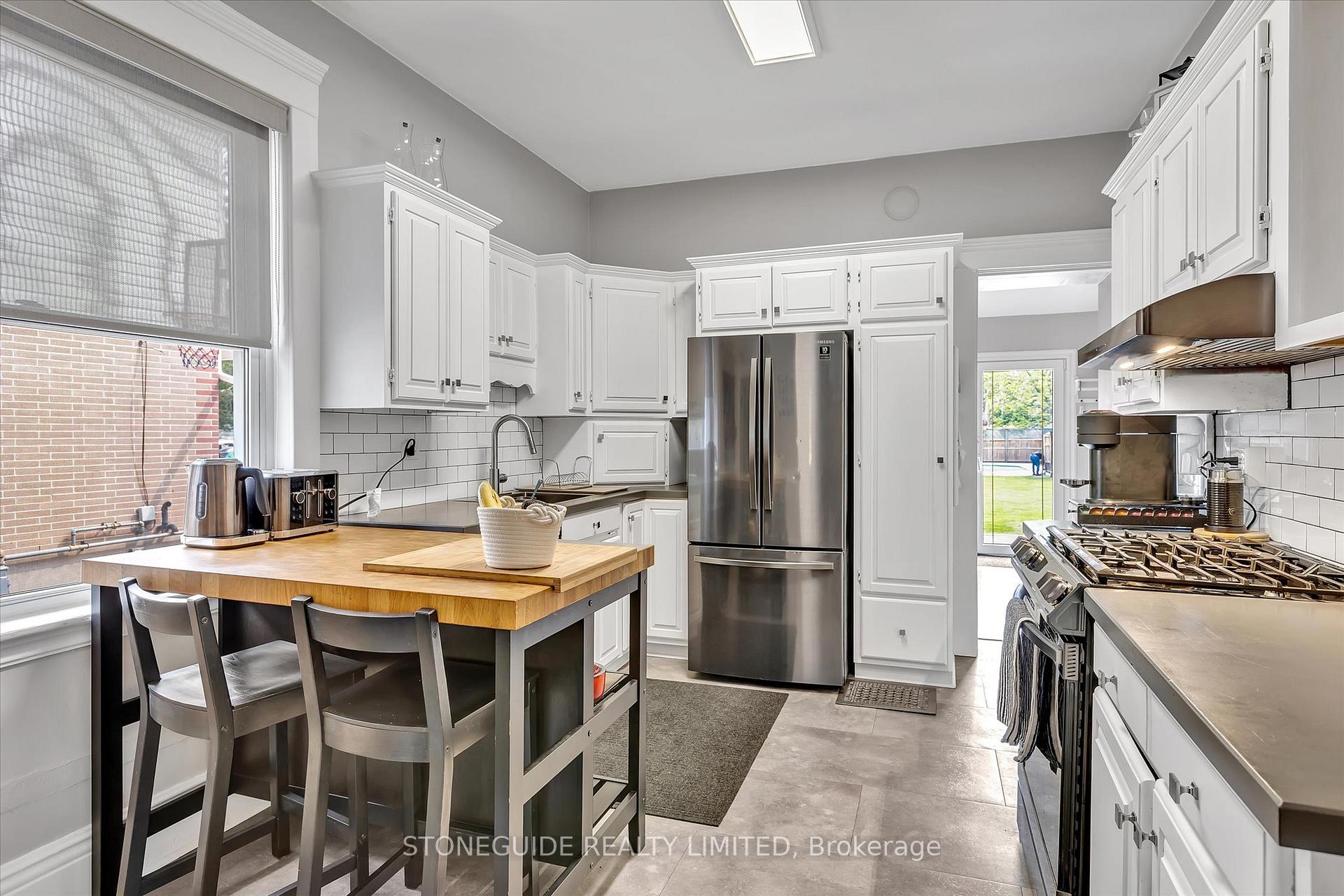 Photo 7 of 454 Mark Street, Peterborough, Ashburnham Ward 4 — HOMEH