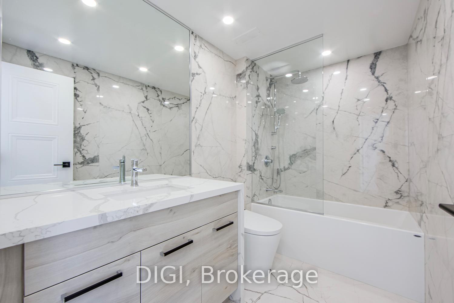 Photo 25 of Unit PH4, 400 Walmer Road, Toronto, Forest Hill South — HOMEH