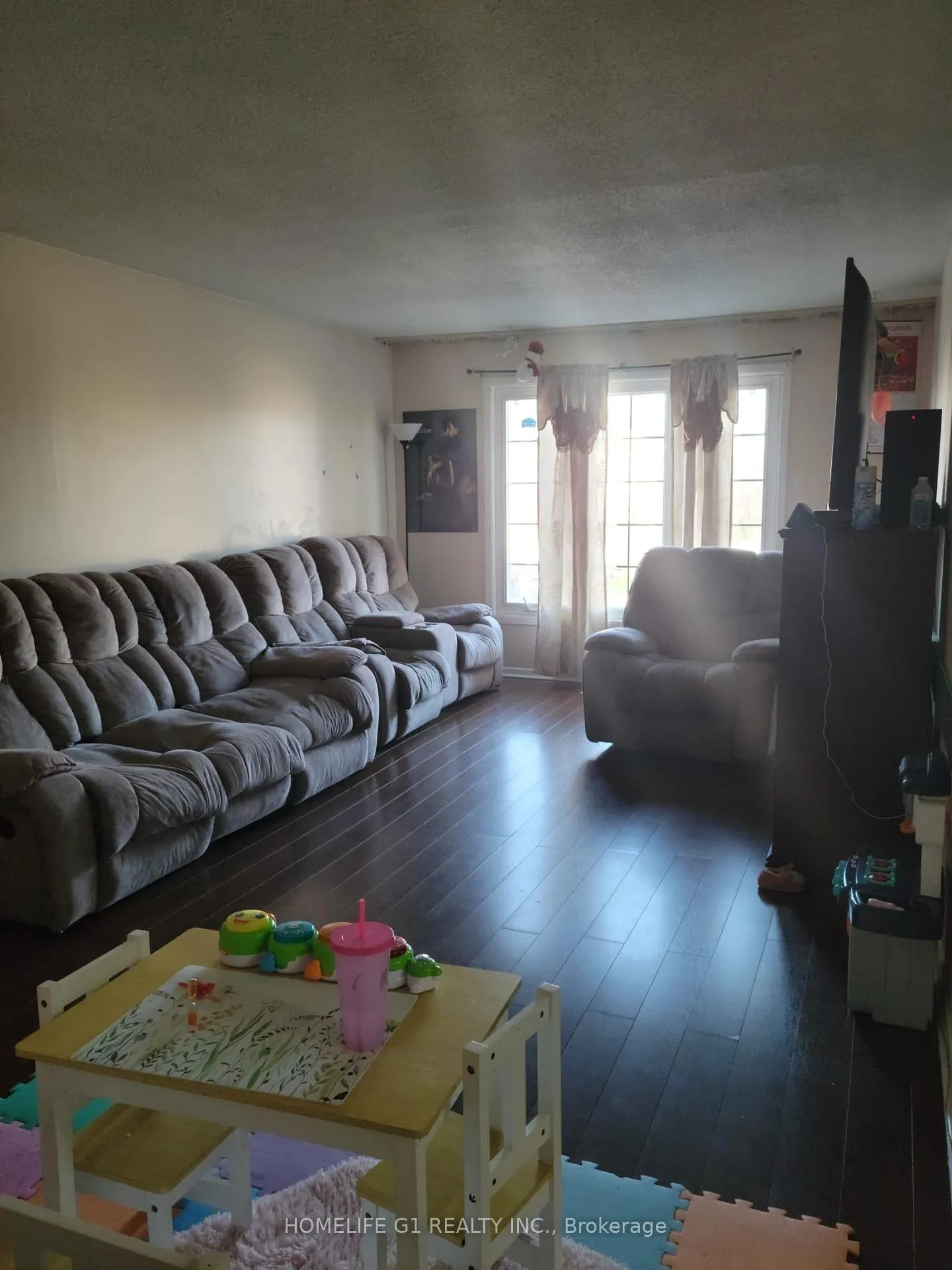 Photo 24 of 94 Leacrest Street, Brampton, Westgate — HOMEH