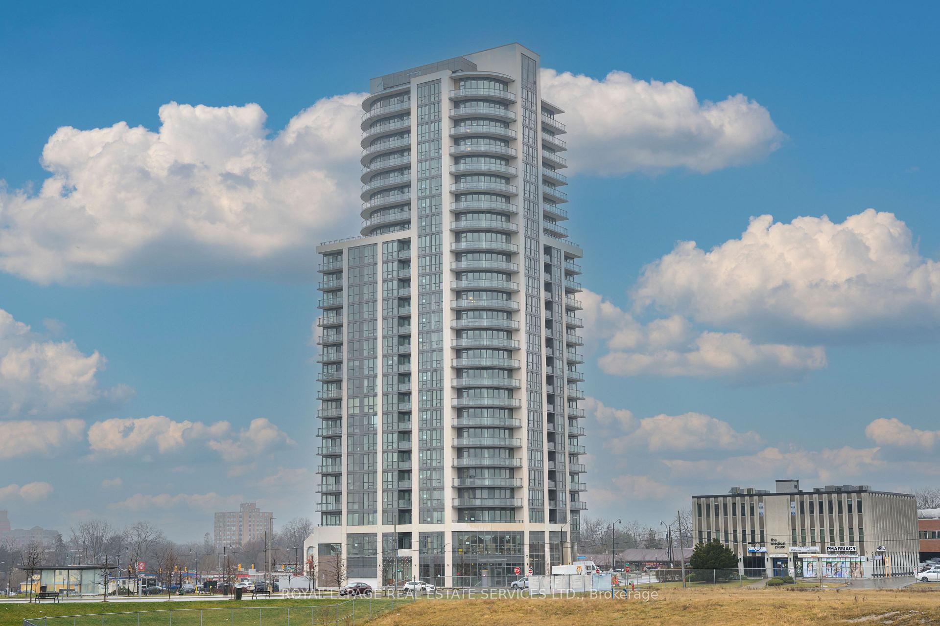 Front of Unit 1803, 15 Lynch Street