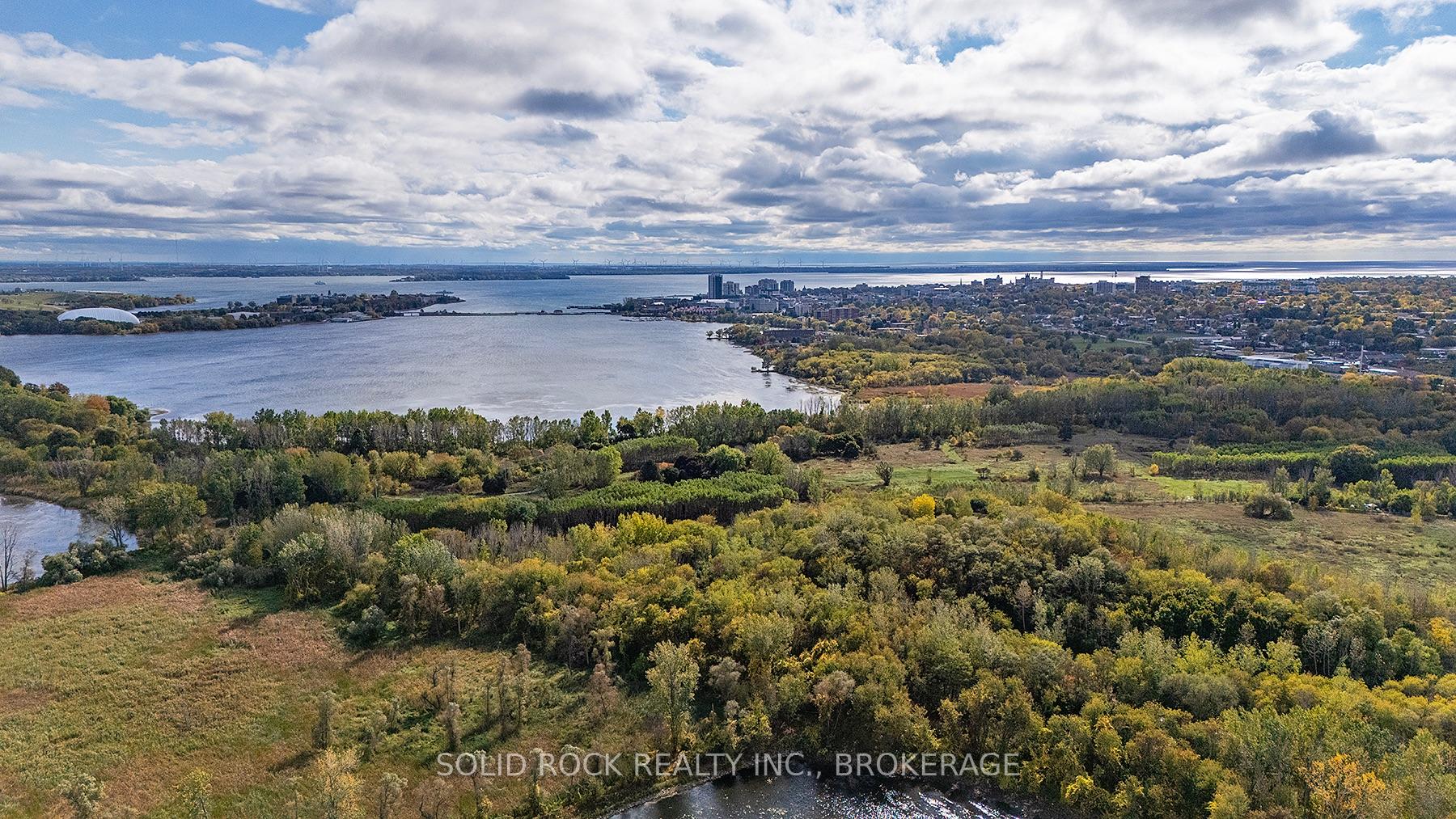 Photo 7 of 905 Ascot Lane, Kingston, Rideau — HOMEH