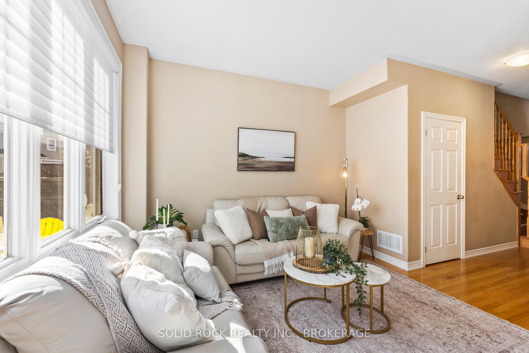 Photo 17 of 905 Ascot Lane, Kingston, Rideau — HOMEH