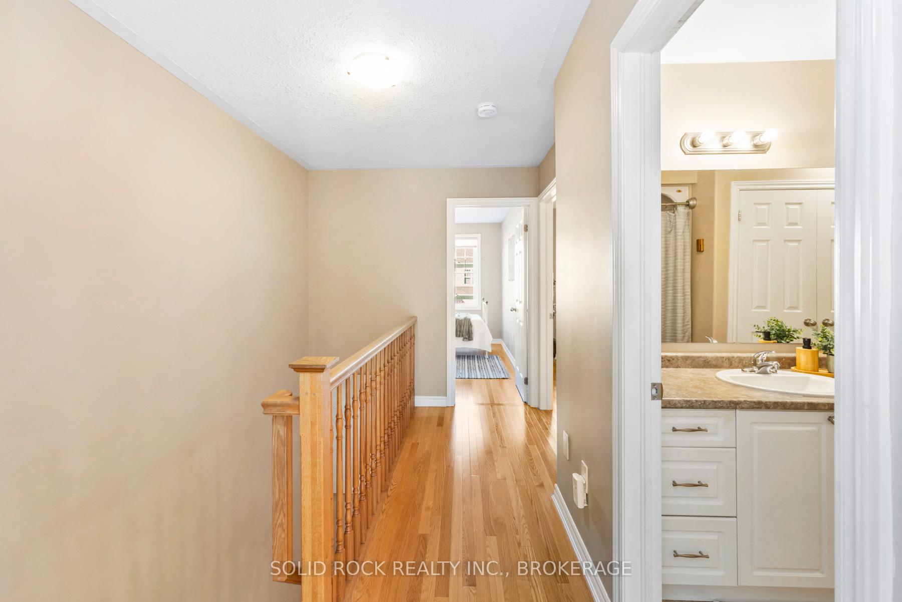 Photo 25 of 905 Ascot Lane, Kingston, Rideau — HOMEH