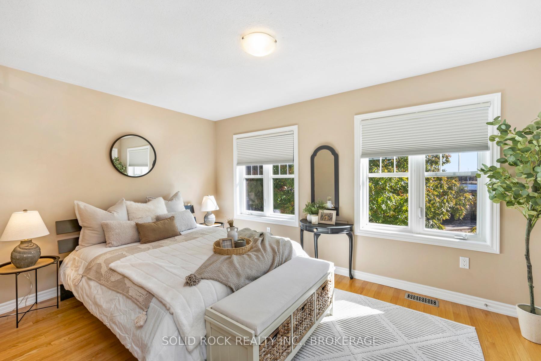 Photo 12 of 905 Ascot Lane, Kingston, Rideau — HOMEH