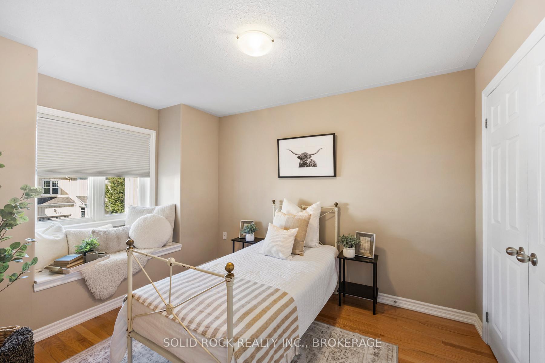 Photo 19 of 905 Ascot Lane, Kingston, Rideau — HOMEH