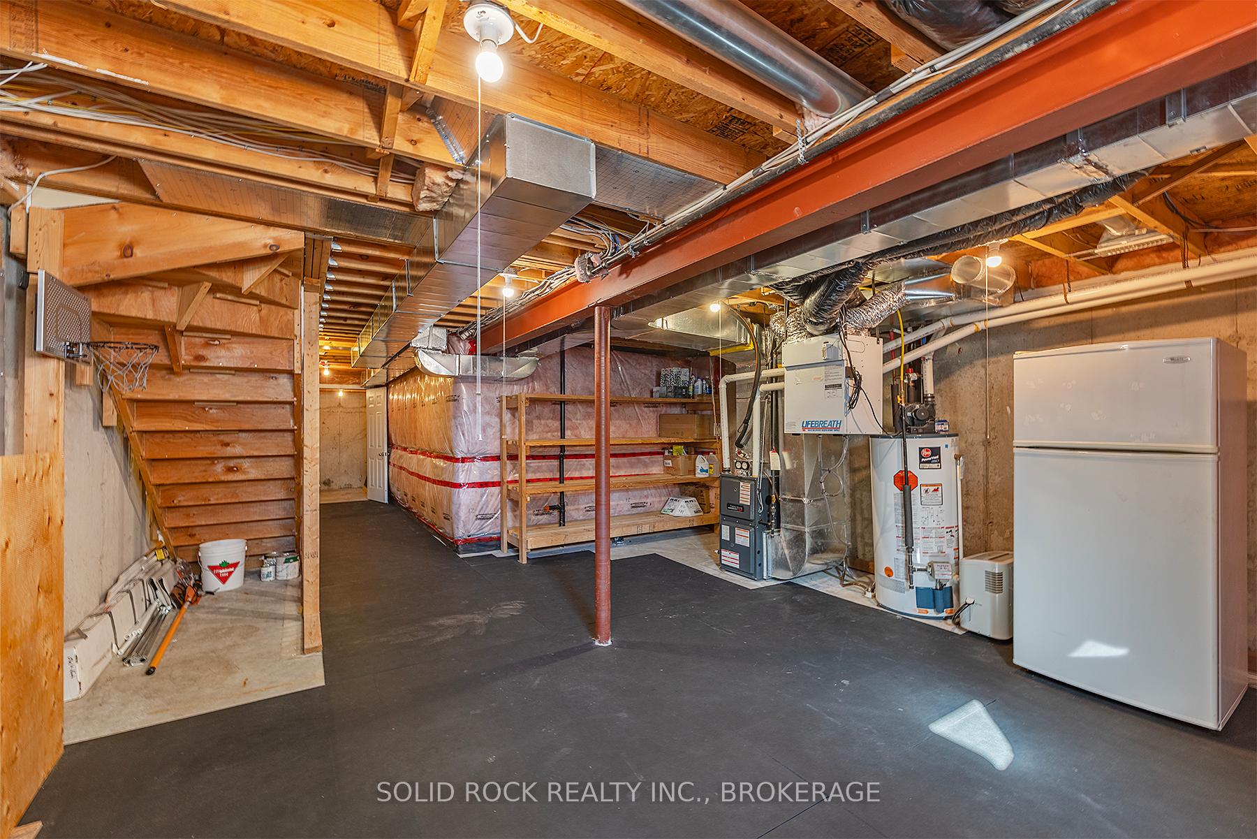 Photo 24 of 905 Ascot Lane, Kingston, Rideau — HOMEH