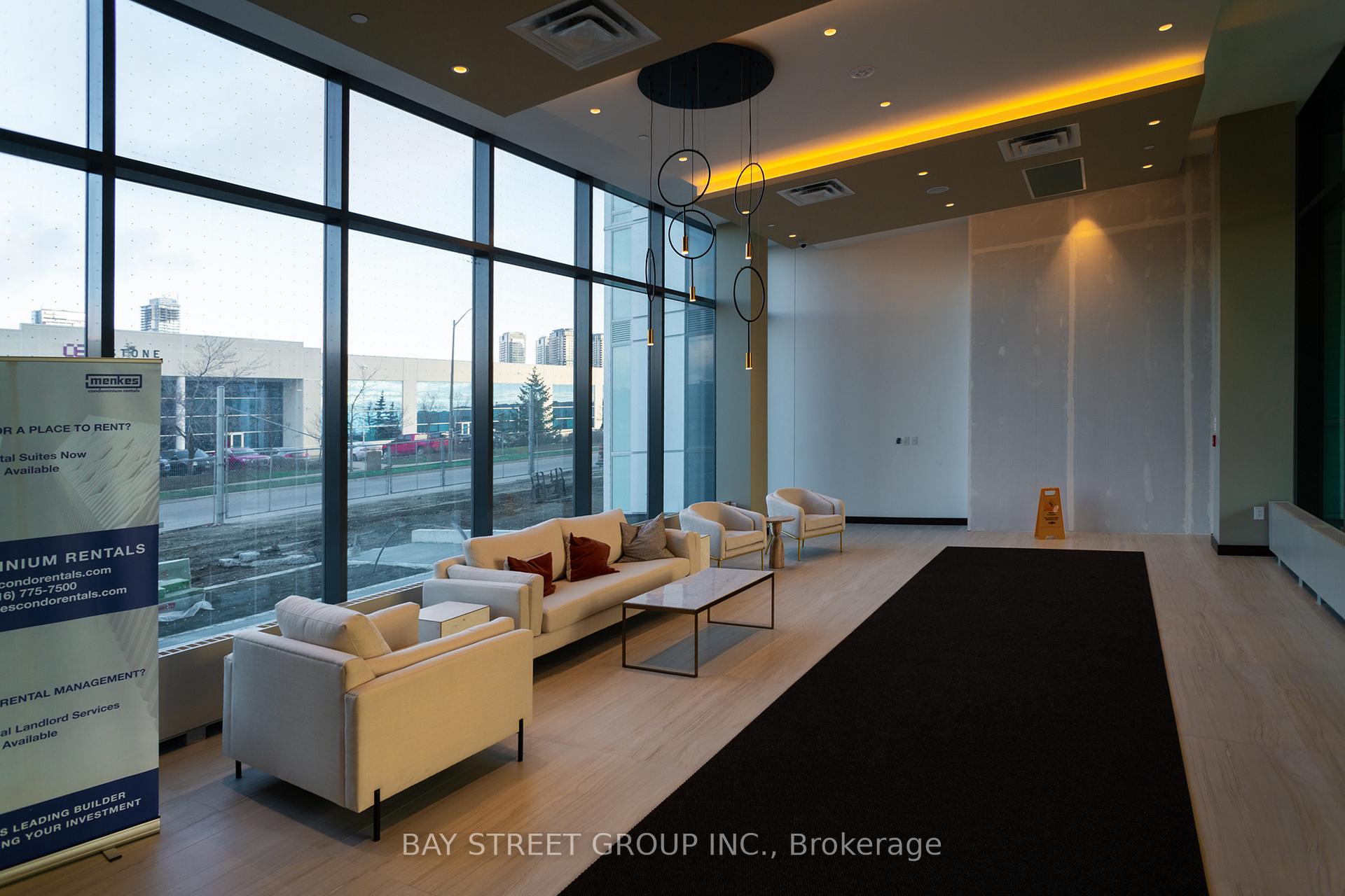 Photo 2 of Unit 906, 10 Honeycrisp Crescent N, Vaughan, Vaughan Corporate Centre — HOMEH