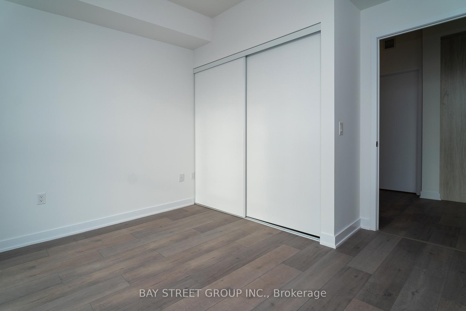 Photo 18 of Unit 906, 10 Honeycrisp Crescent N, Vaughan, Vaughan Corporate Centre — HOMEH