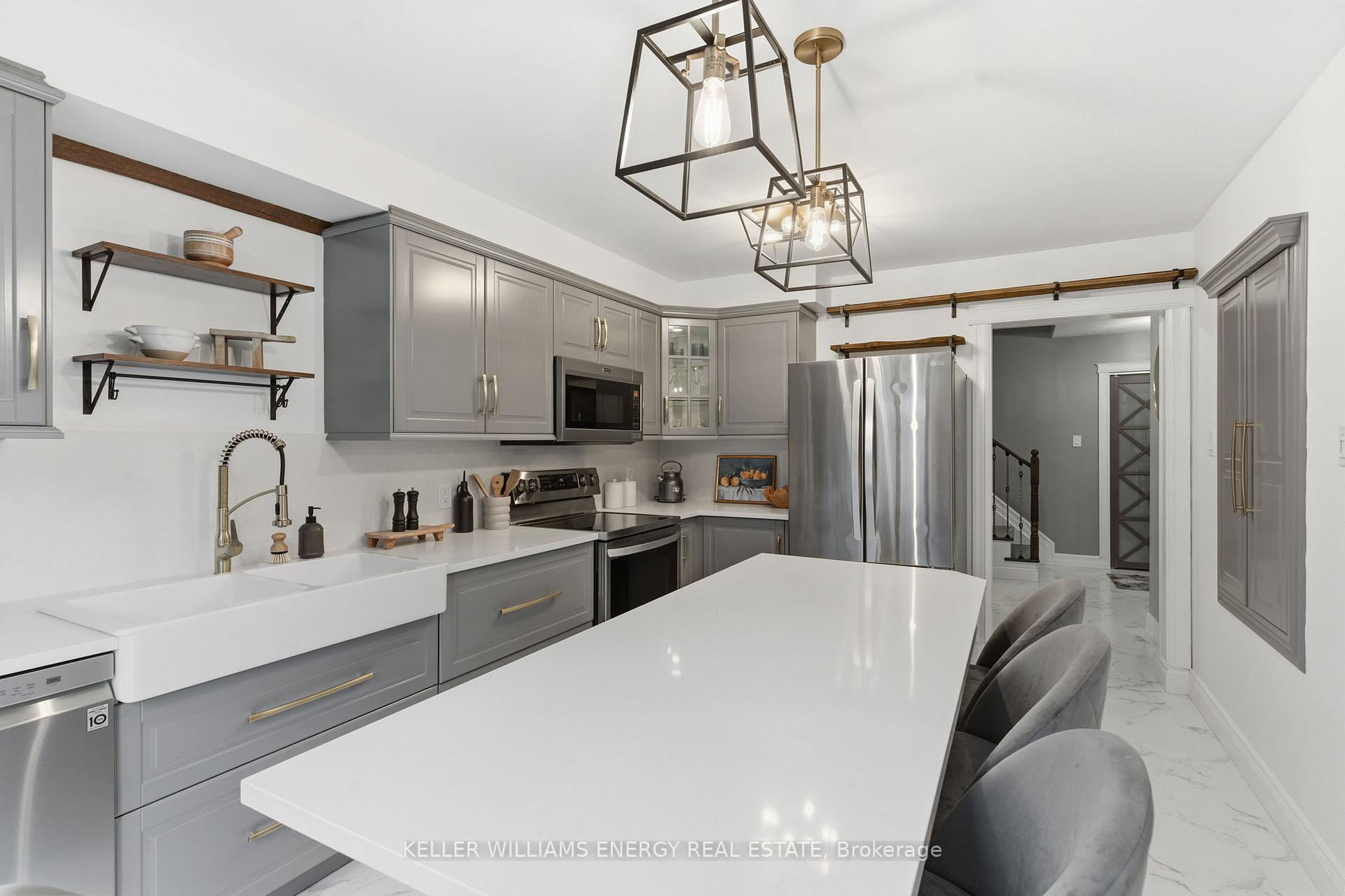Photo 15 of 99 Bonnycastle Drive, Clarington, Bowmanville — HOMEH