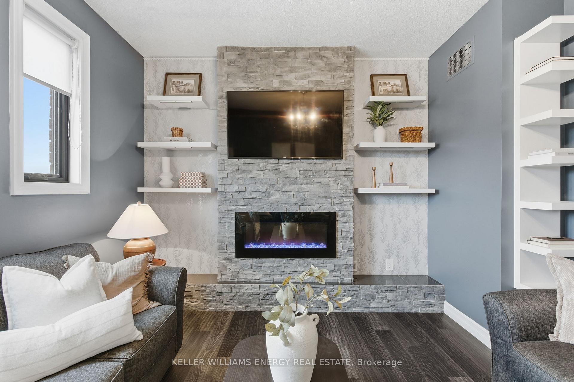 Photo 19 of 99 Bonnycastle Drive, Clarington, Bowmanville — HOMEH